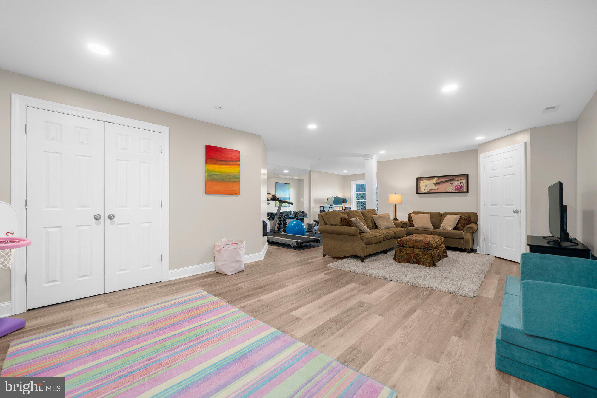 ENCLAVE AT RIDGEWOOD - Residential