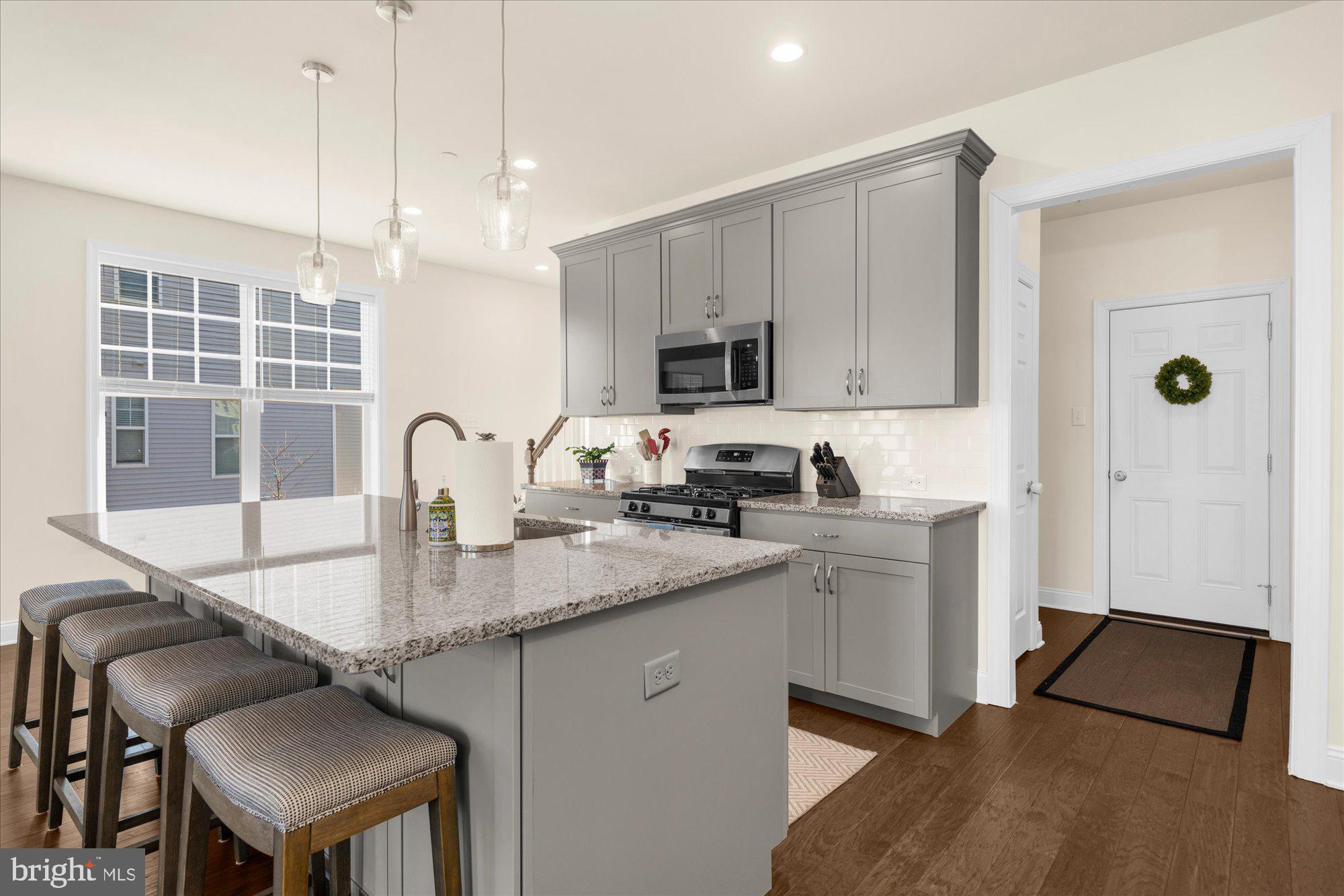 ENCLAVE AT RIDGEWOOD - Residential