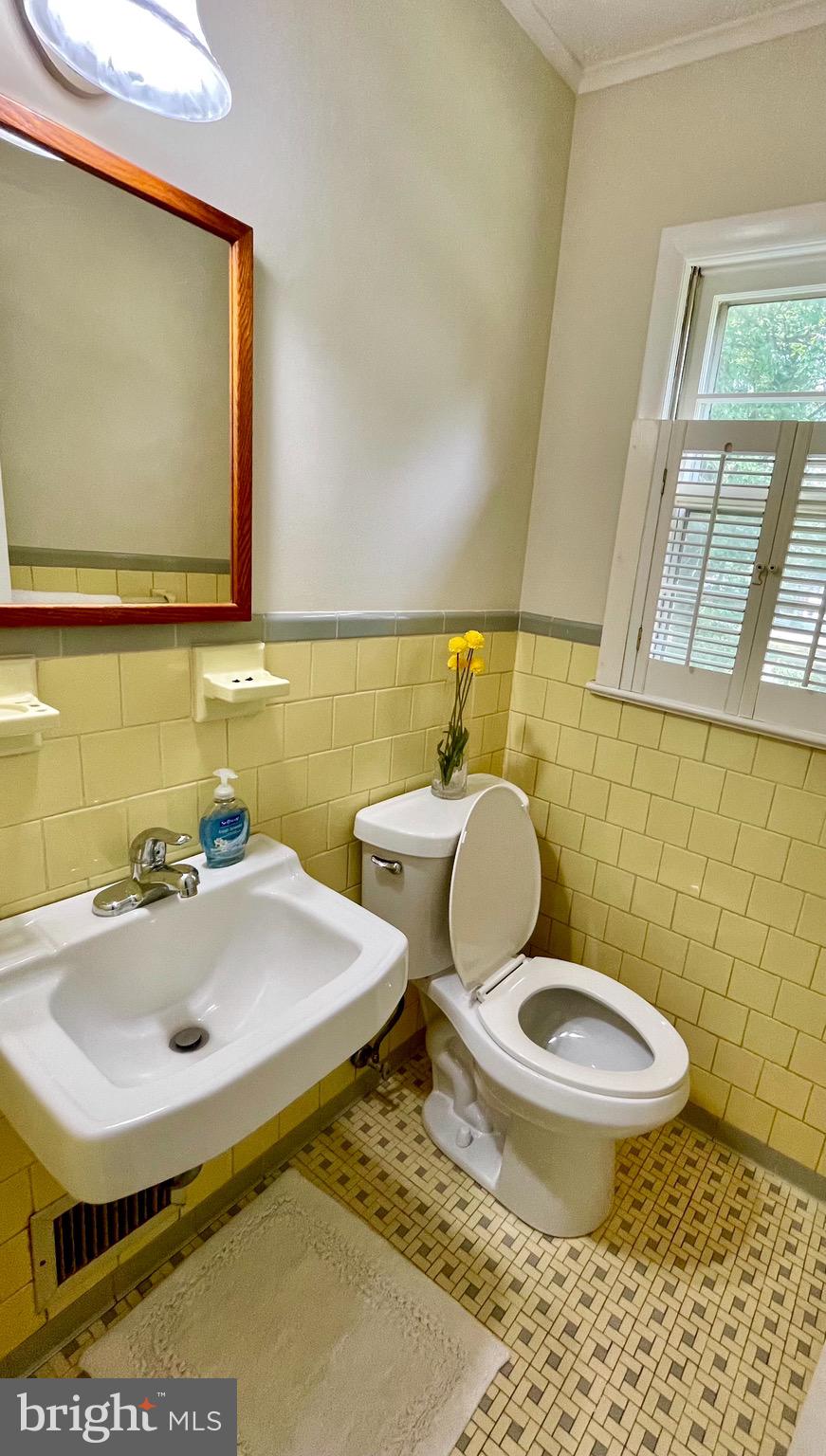 BERWYN HEIGHTS - Residential