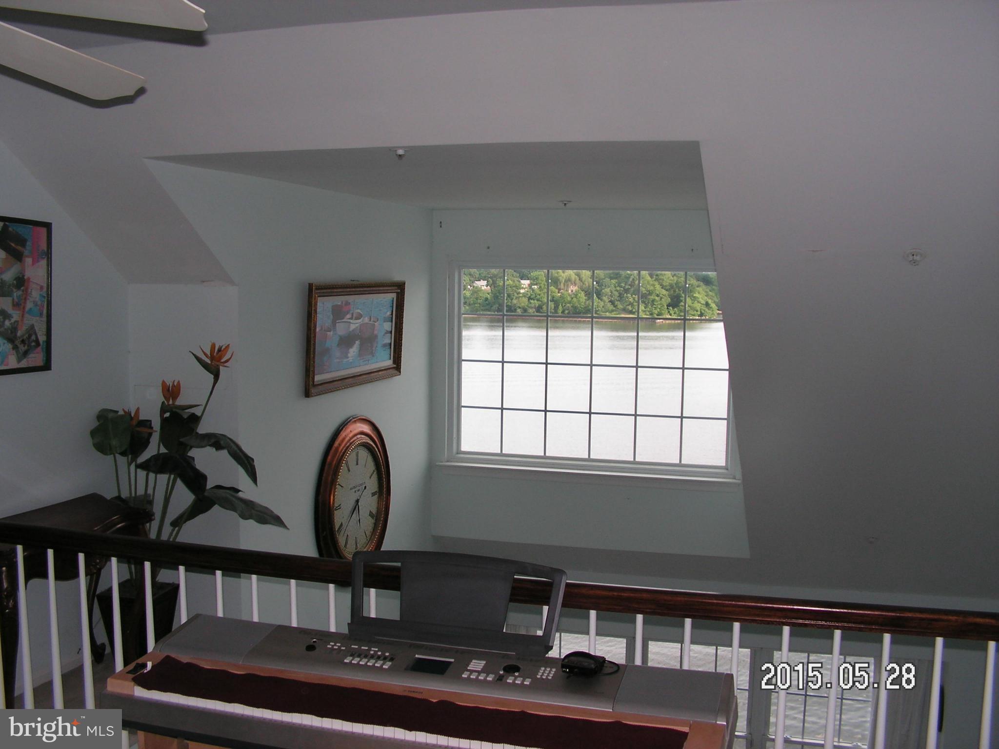 STONEY BEACH - Residential