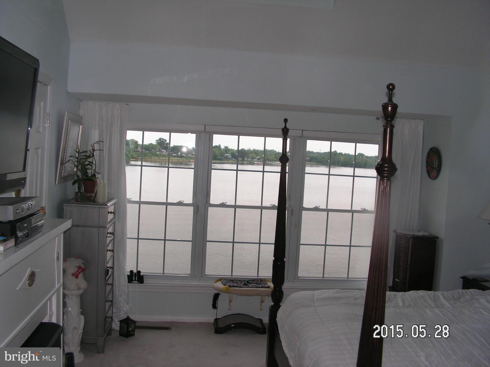 STONEY BEACH - Residential