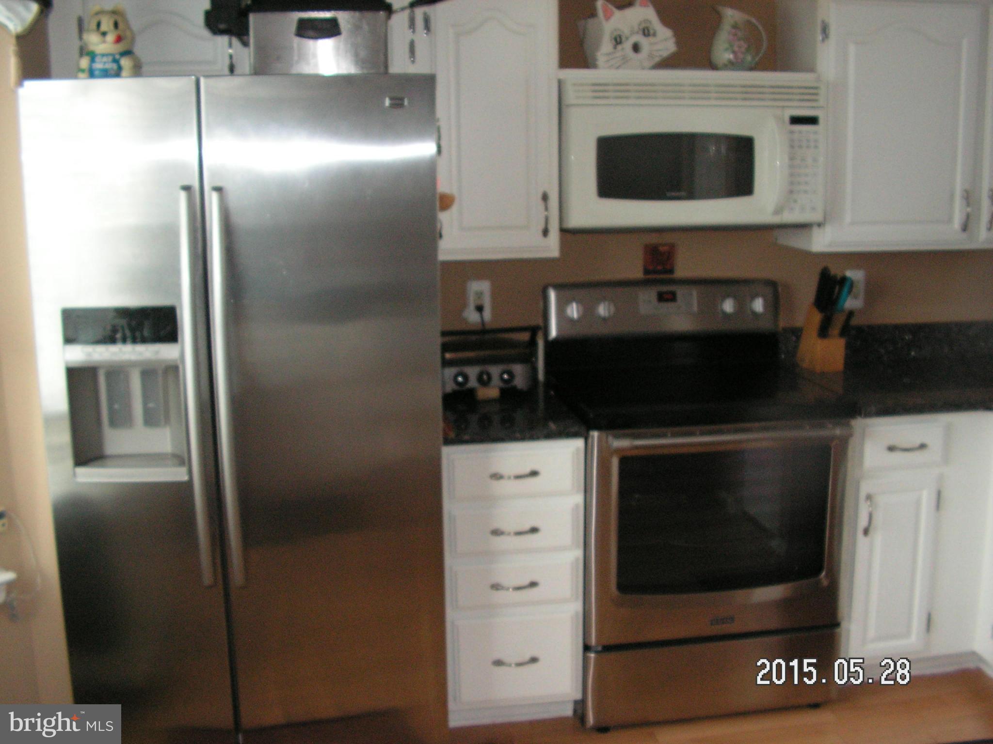 STONEY BEACH - Residential