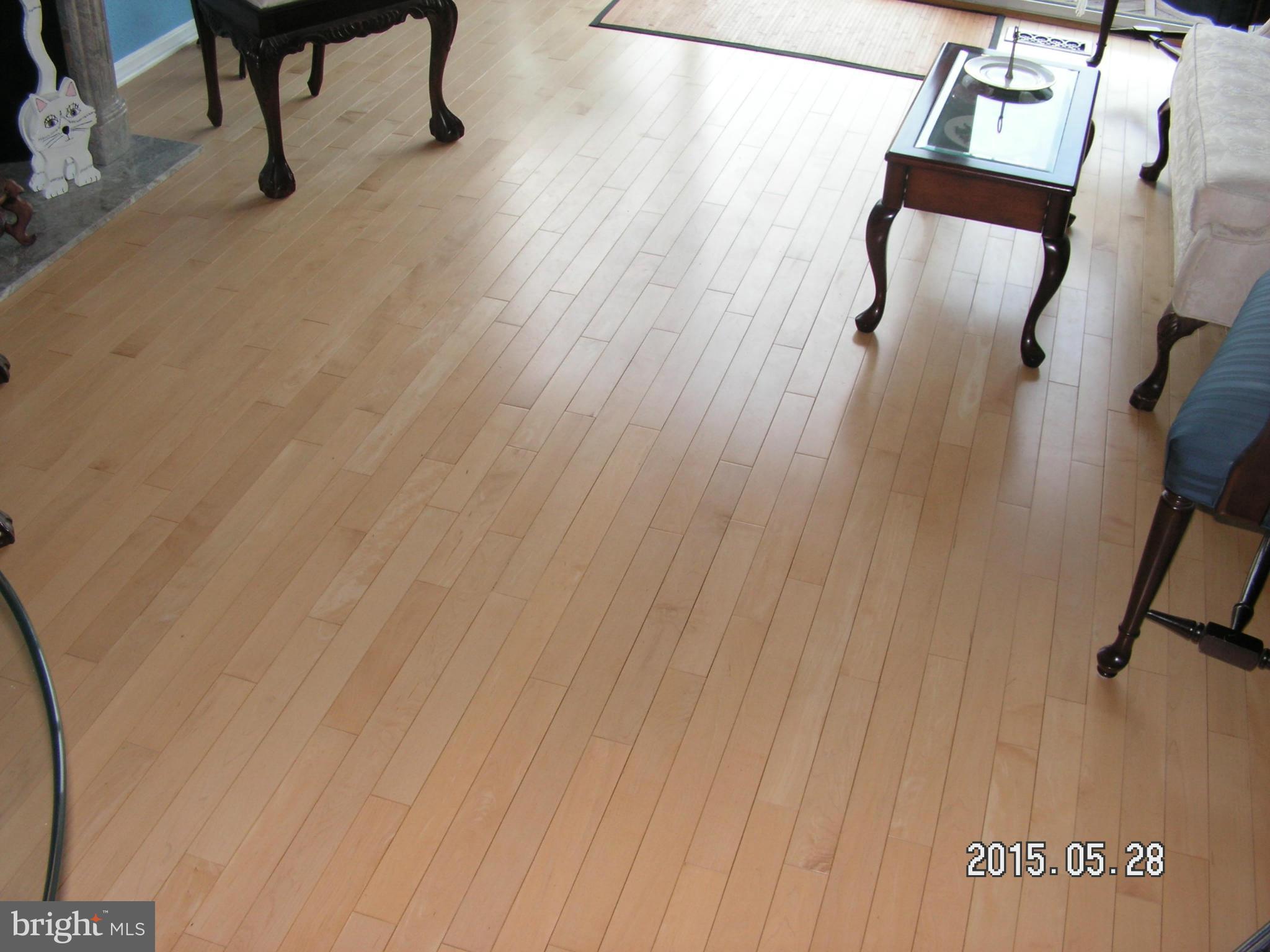 STONEY BEACH - Residential