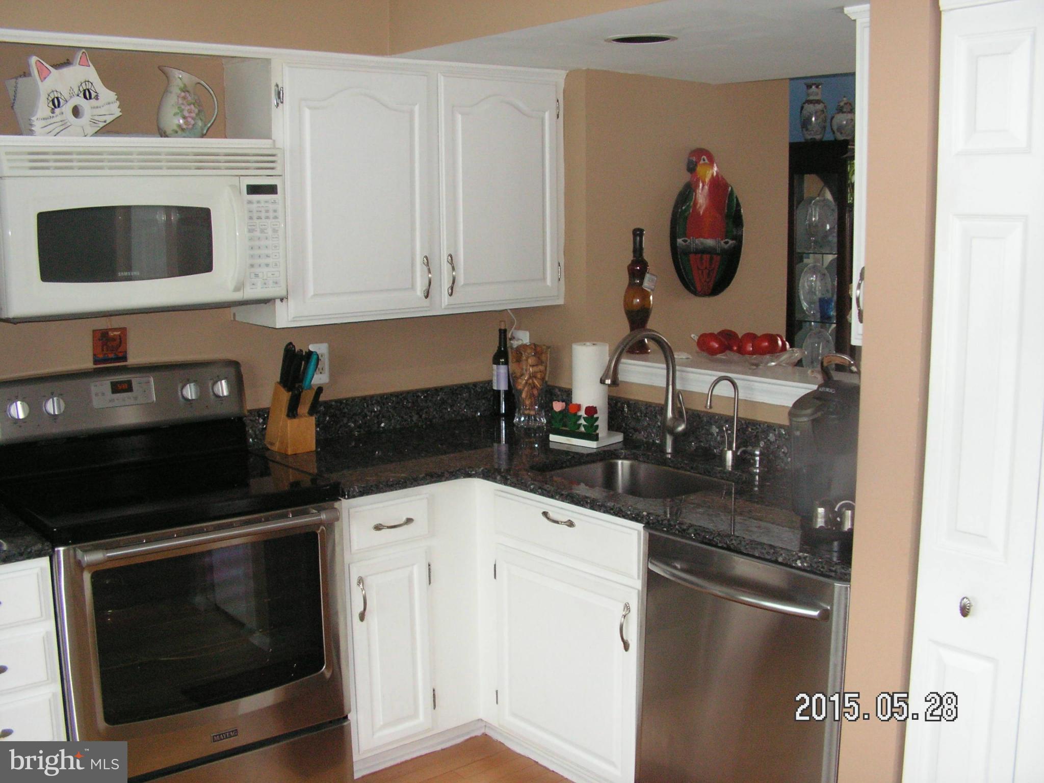 STONEY BEACH - Residential