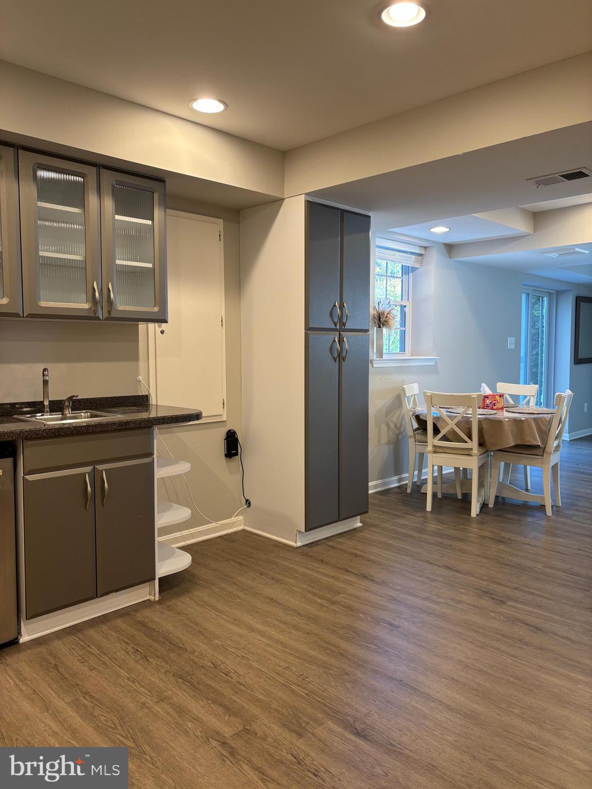 GUNNELL FARMS - Residential Lease