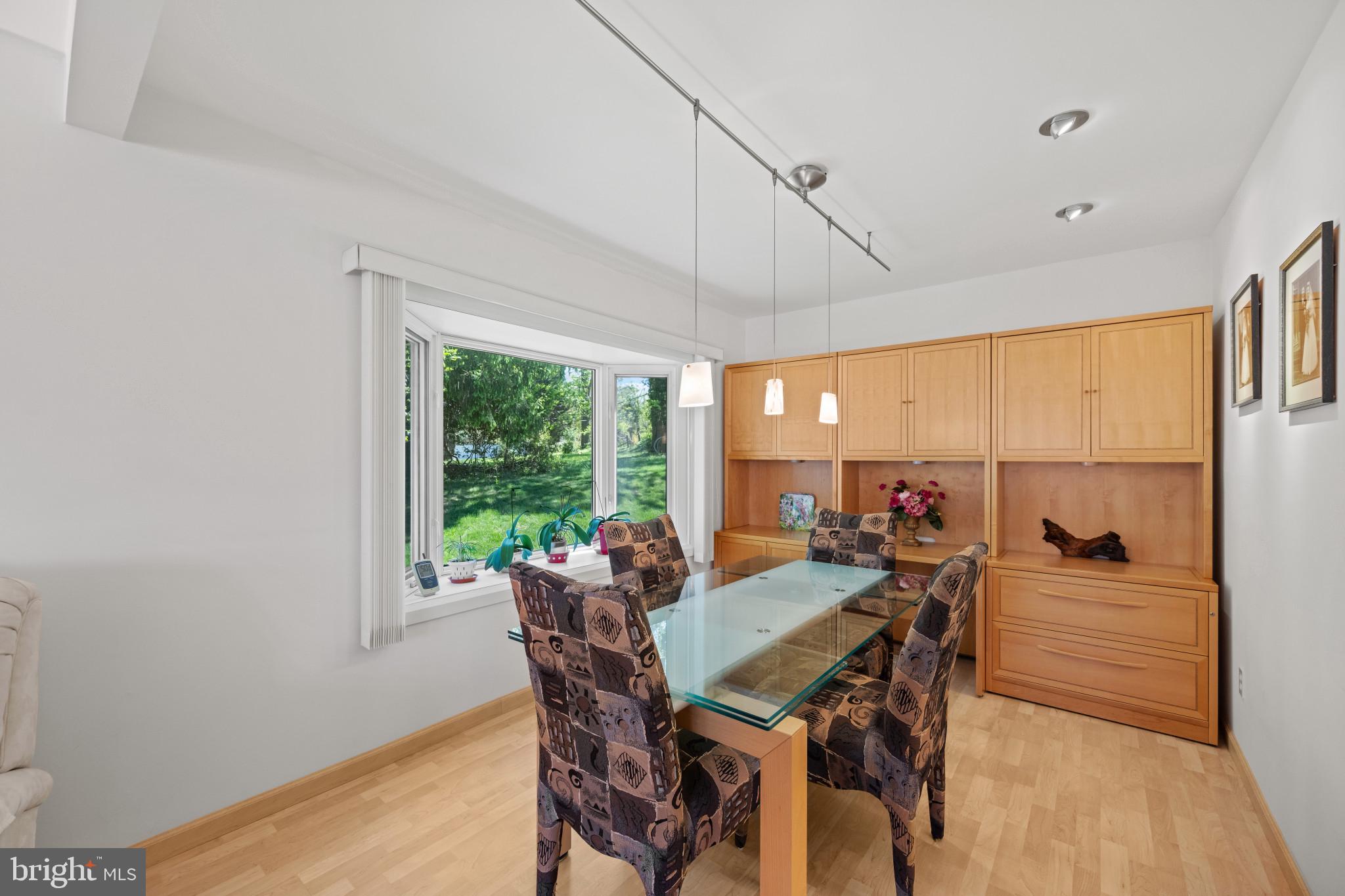 HATHAWAY - Residential