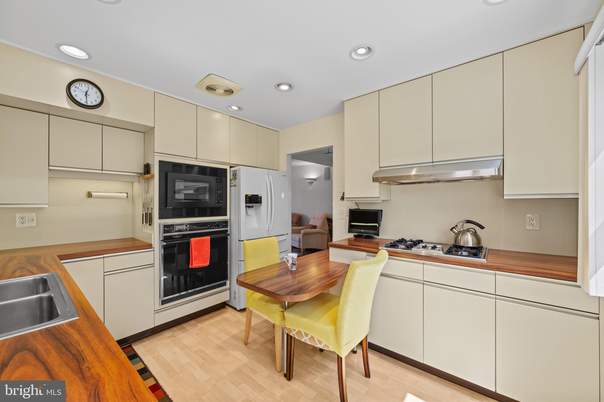 HATHAWAY - Residential