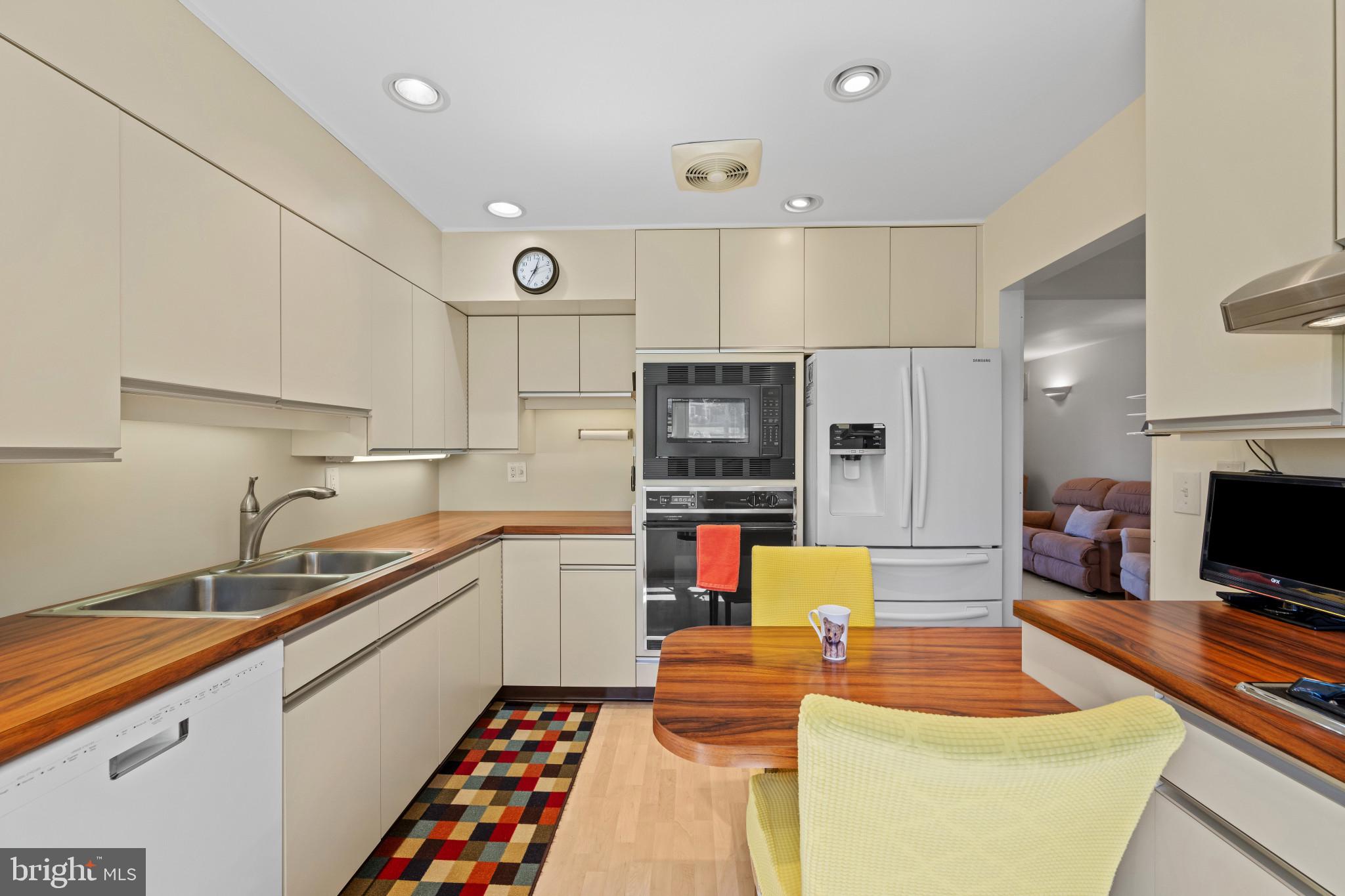 HATHAWAY - Residential