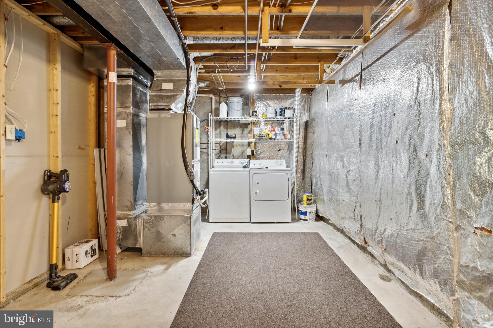 LEISHEAR VILLAGE - Residential