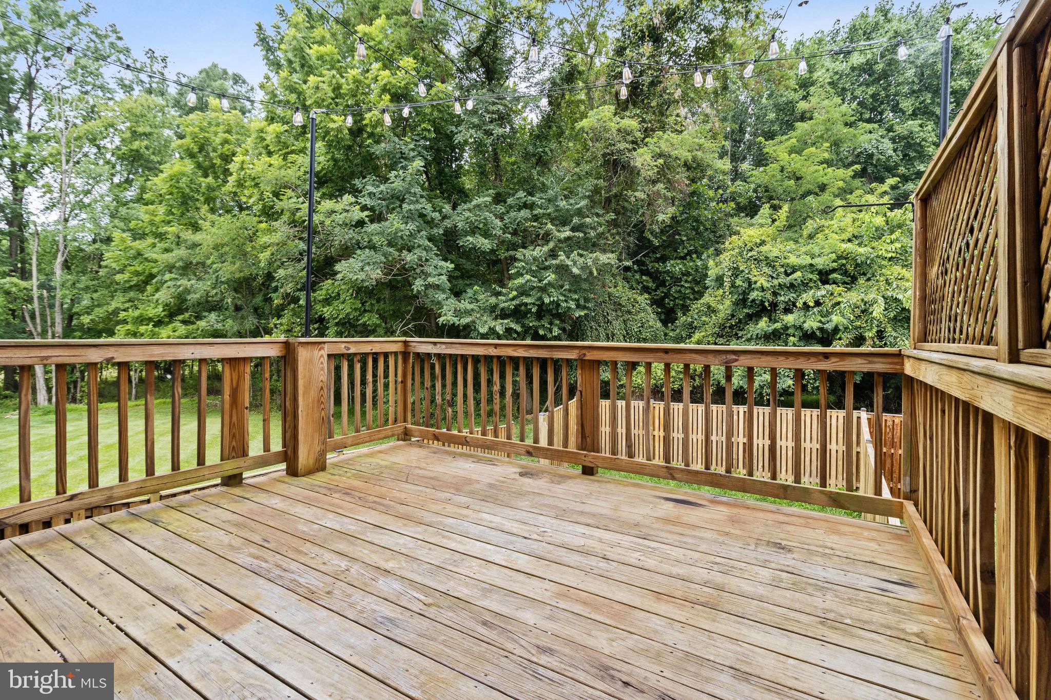 LEISHEAR VILLAGE - Residential