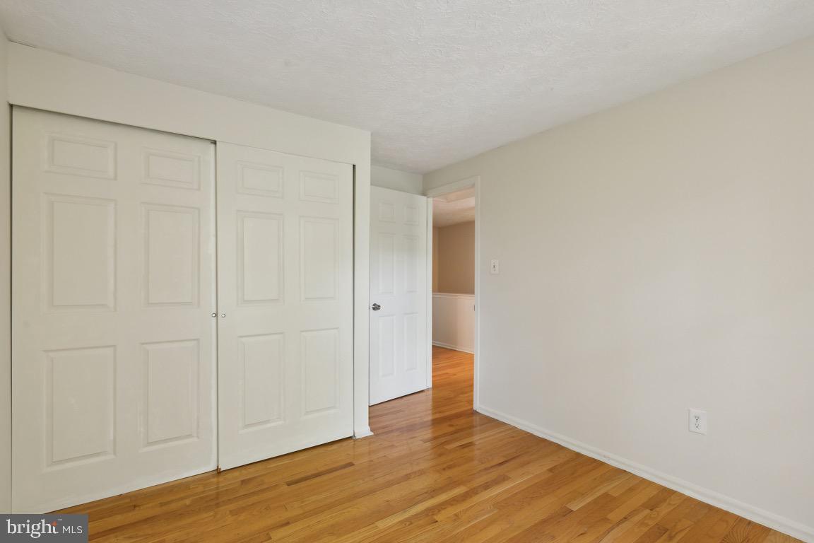 SILVER SPRING CNTRY CLUB - Residential