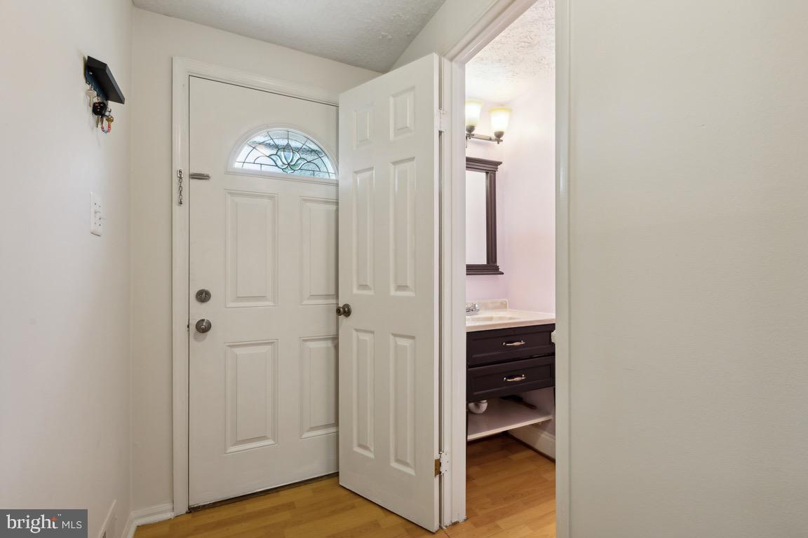 SILVER SPRING CNTRY CLUB - Residential