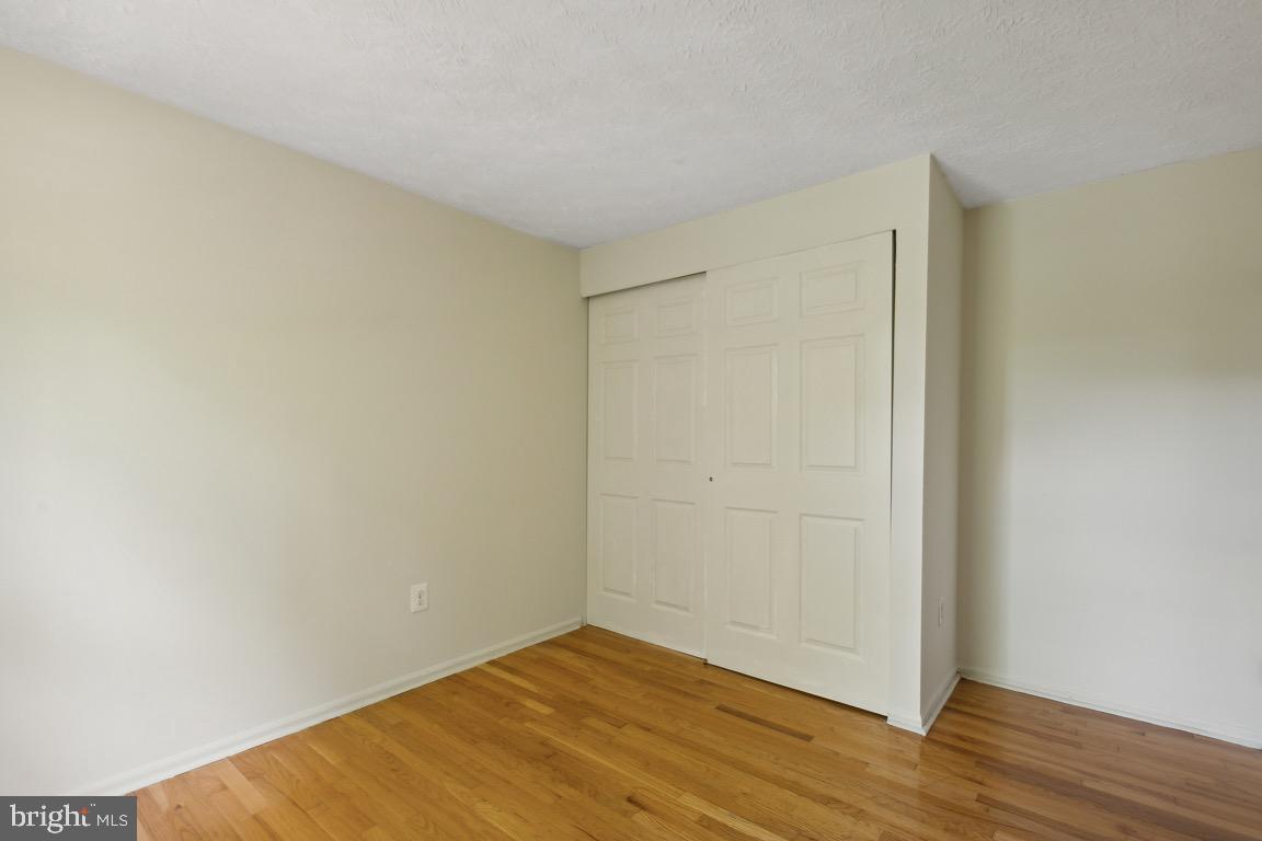 SILVER SPRING CNTRY CLUB - Residential