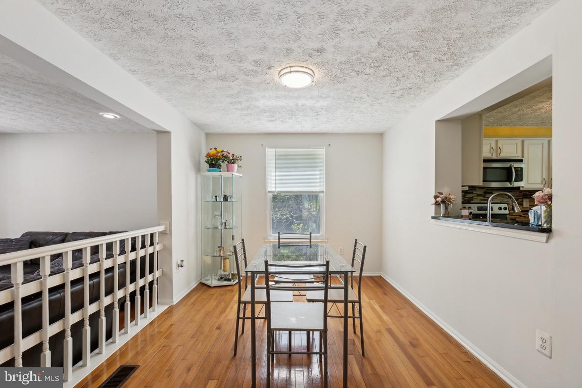 SILVER SPRING CNTRY CLUB - Residential