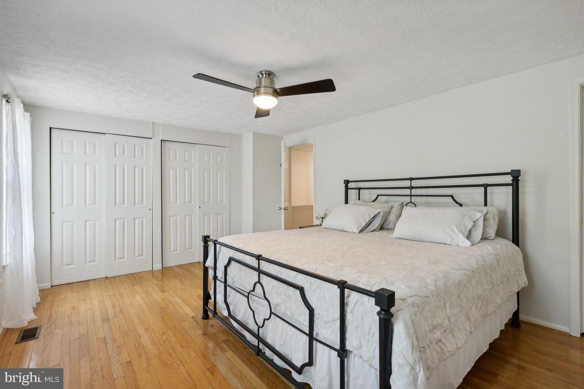 SILVER SPRING CNTRY CLUB - Residential