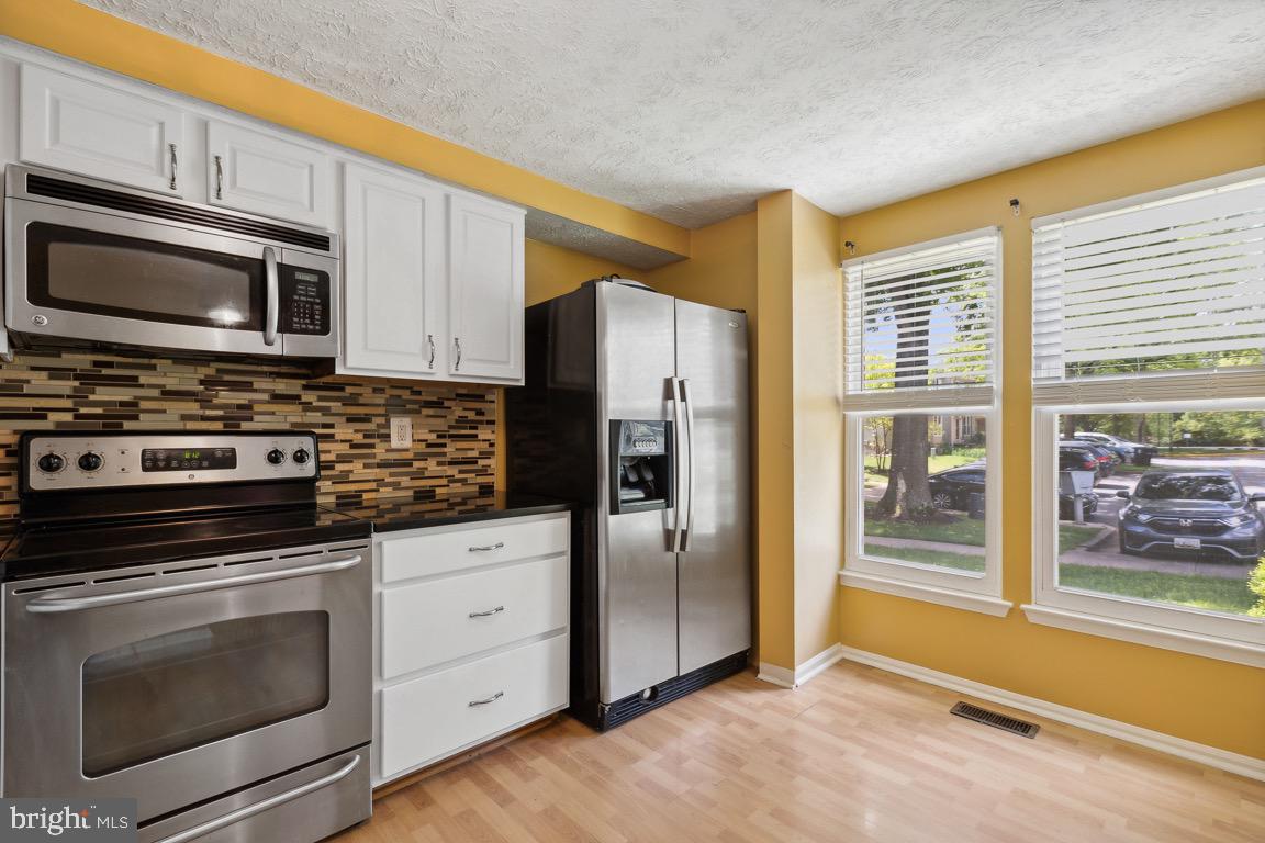 SILVER SPRING CNTRY CLUB - Residential