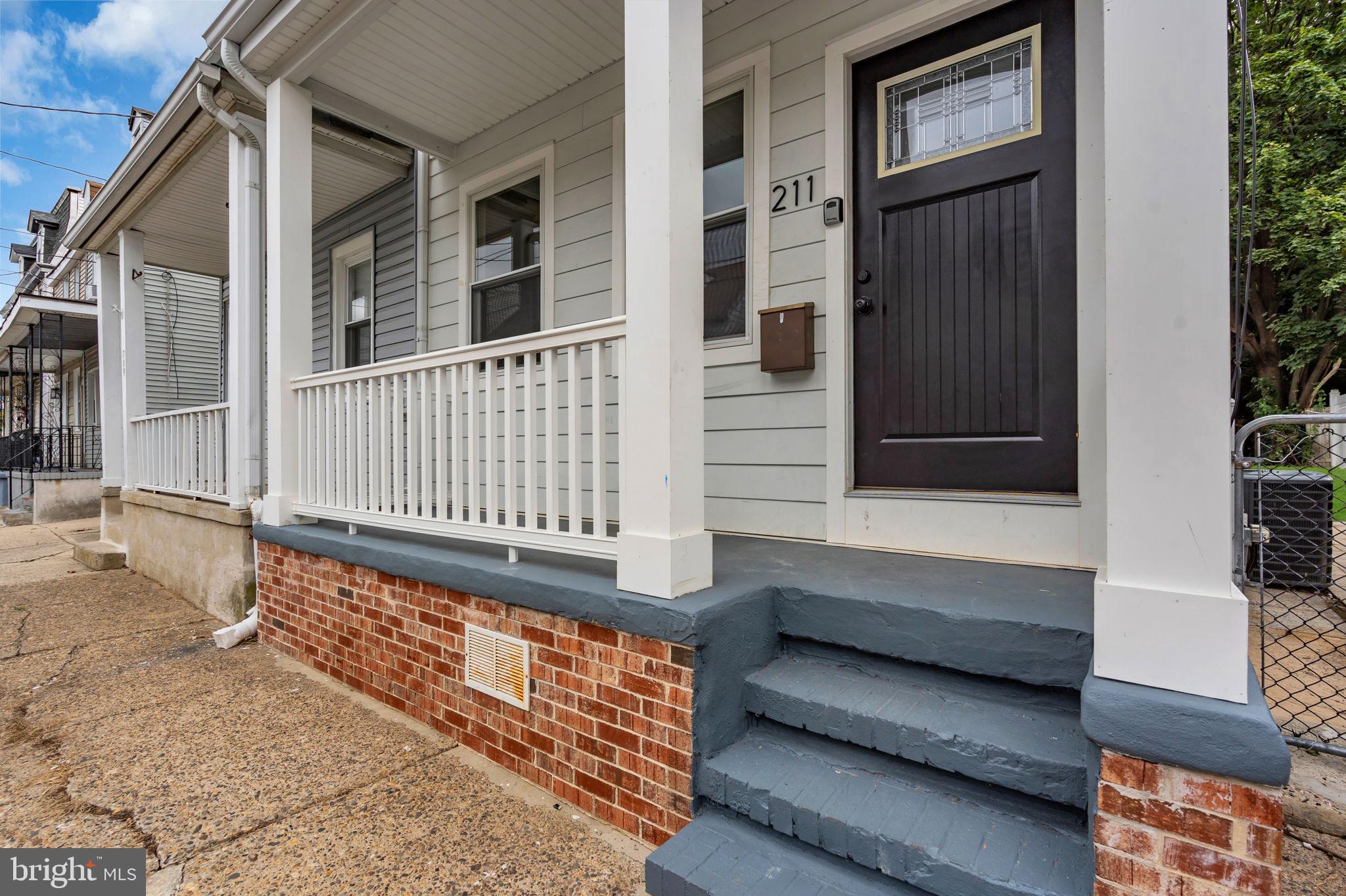 211 YORK STREET