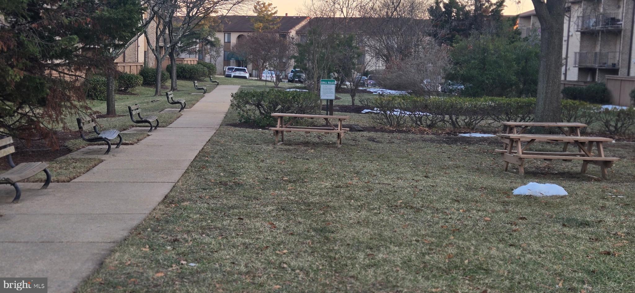 HUNTING RIDGE CONDOMINIUM - Residential