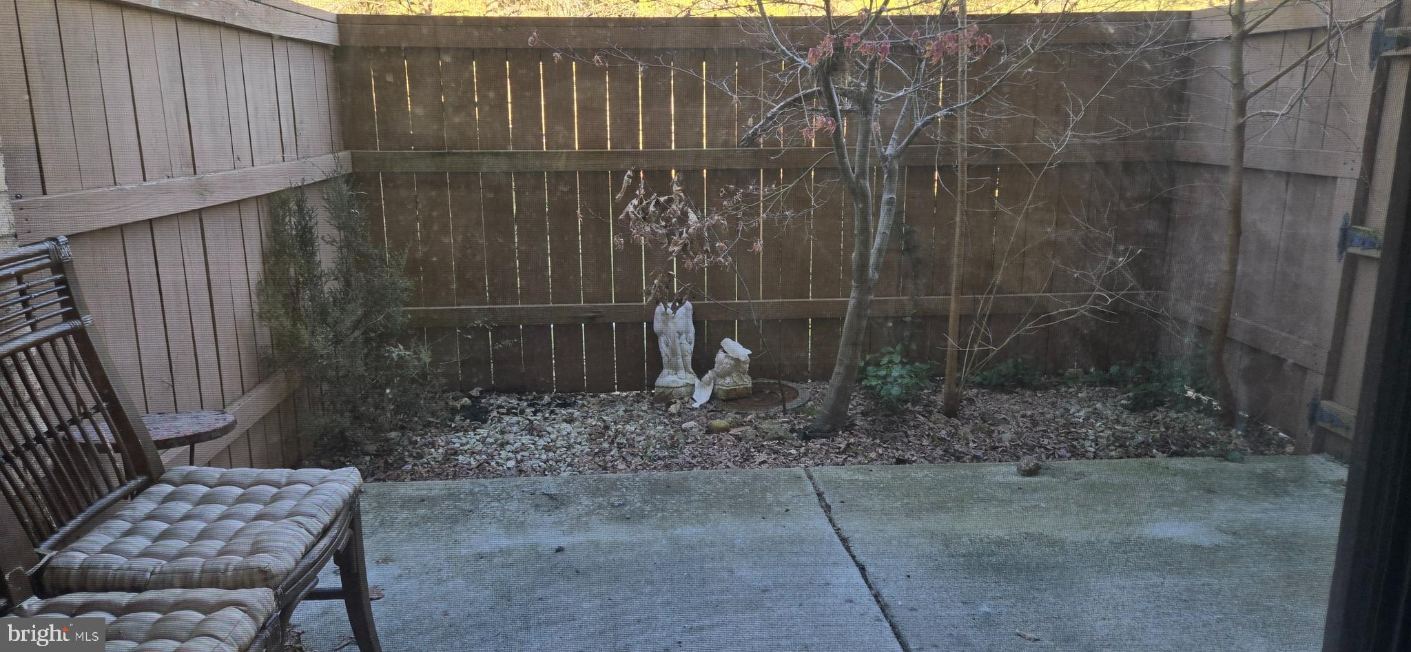 HUNTING RIDGE CONDOMINIUM - Residential