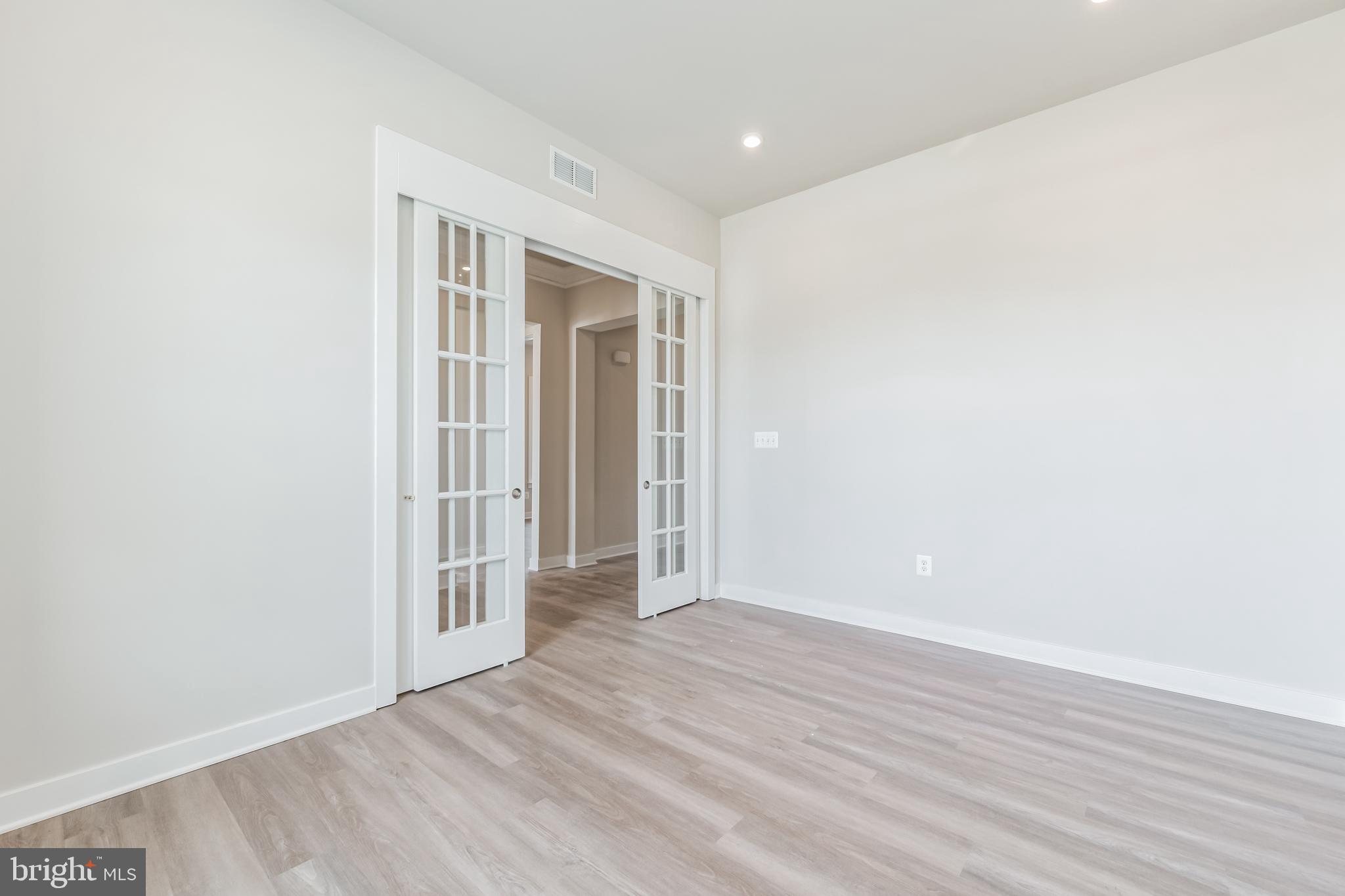 FOUR SEASONS AT BAYMONT FARMS - Residential