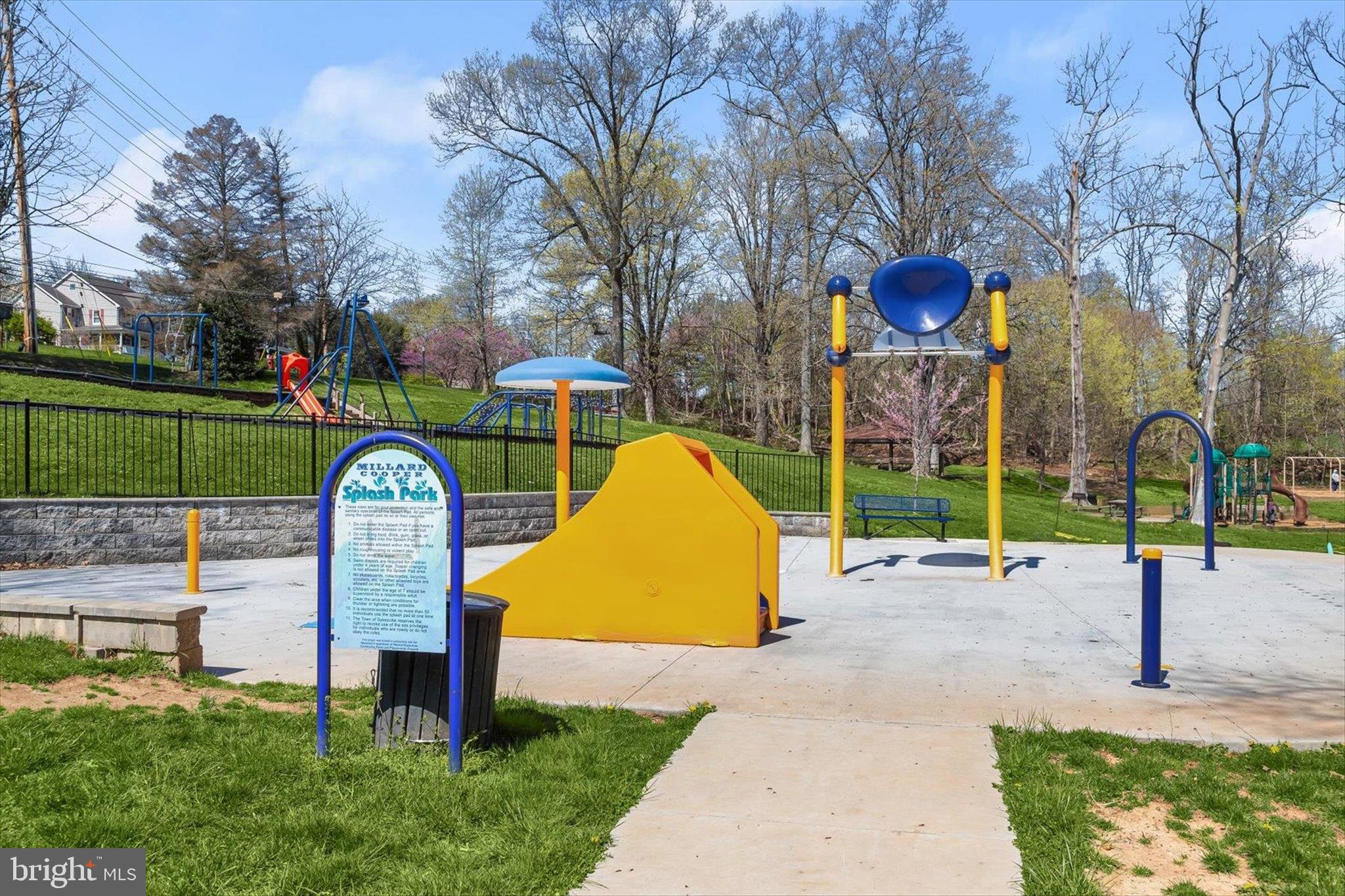 PARKSIDE - Residential