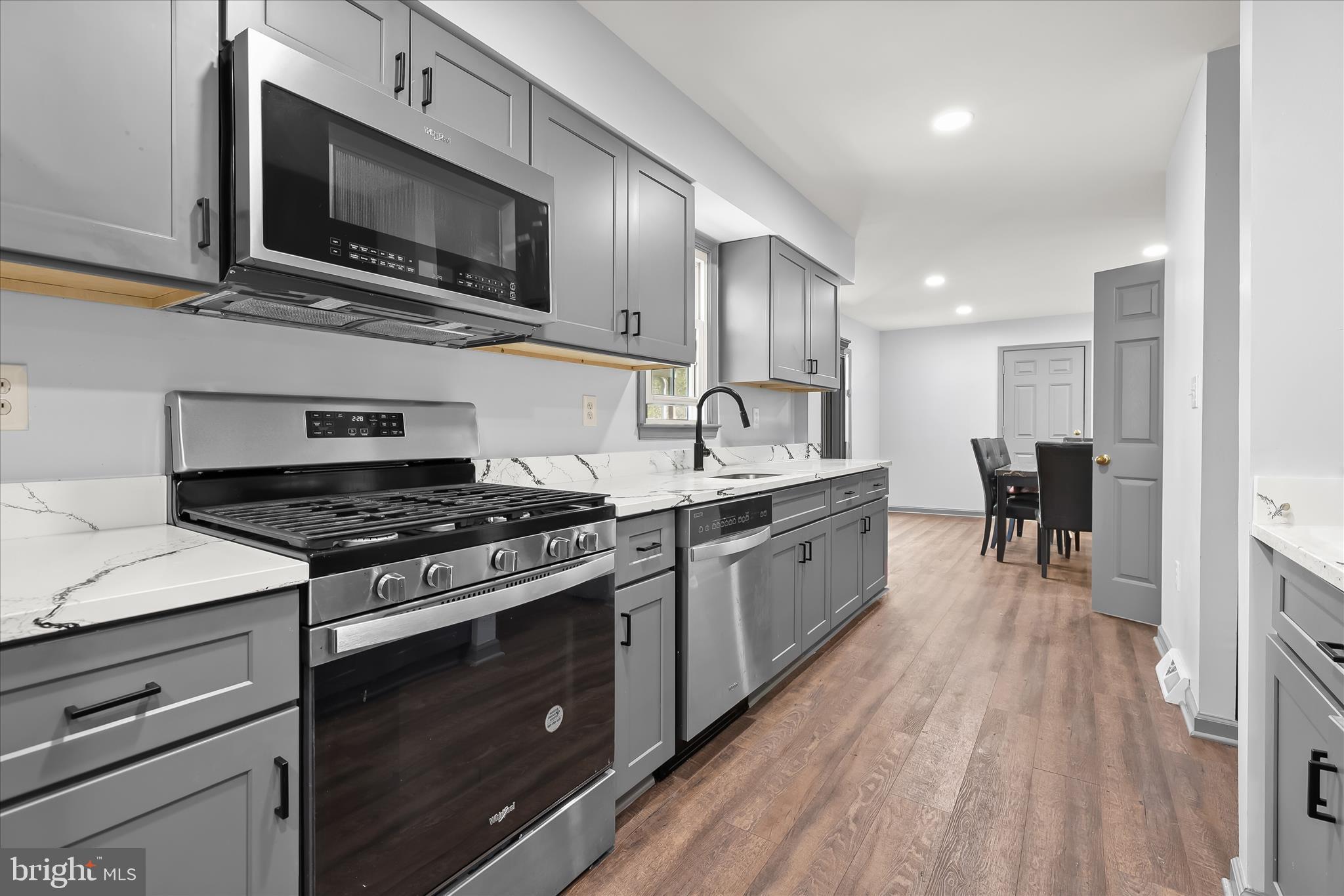 PARKSIDE - Residential