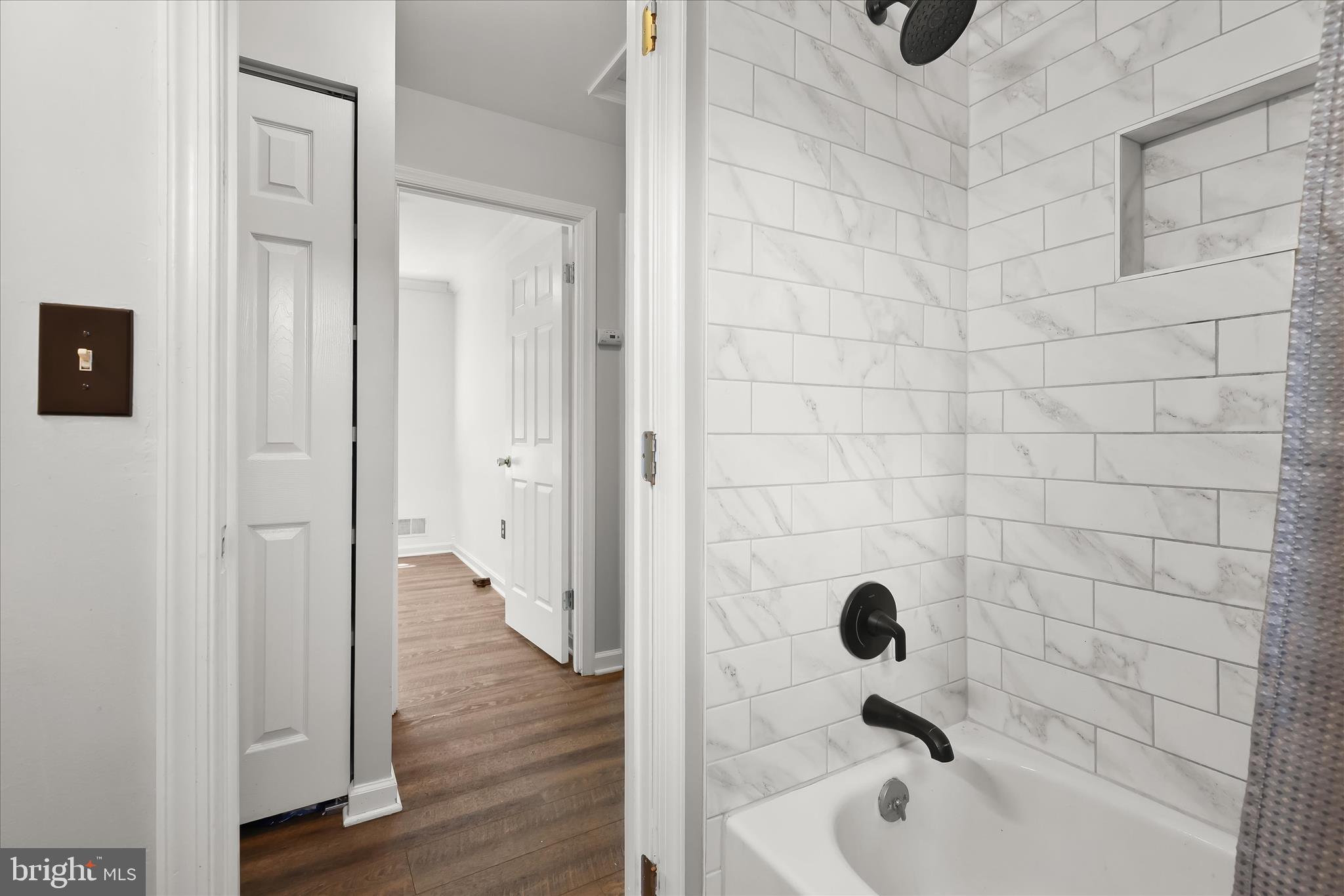 PARKSIDE - Residential