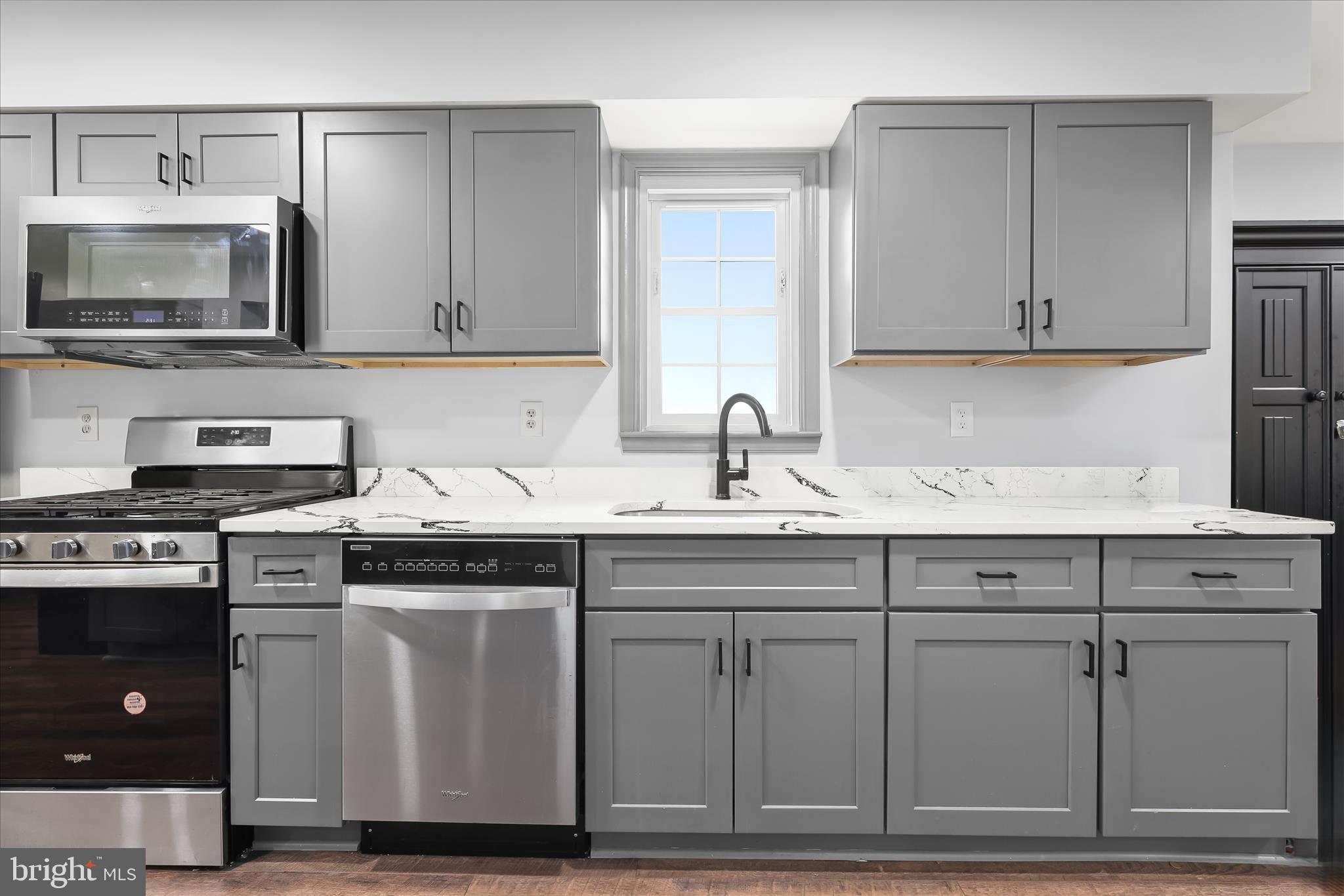 PARKSIDE - Residential