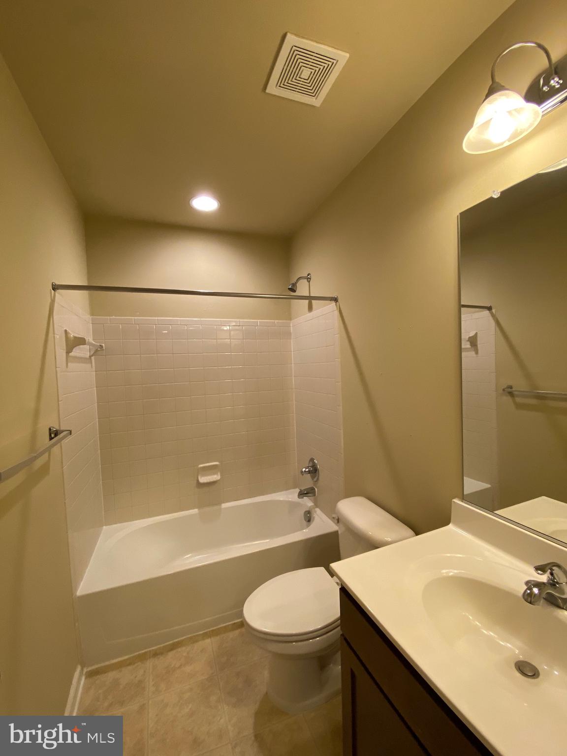 SNOWDEN BRIDGE - Residential Lease