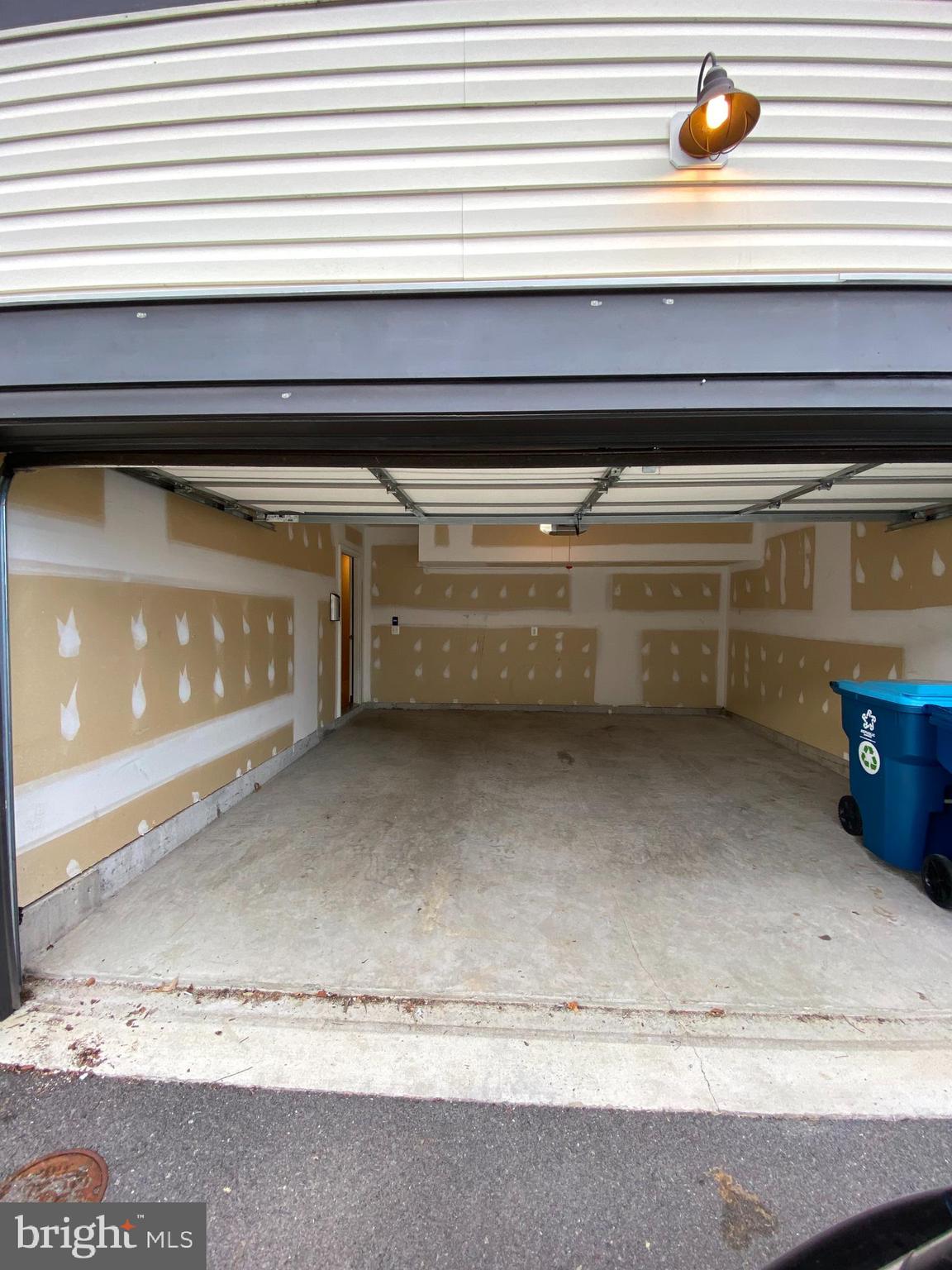 SNOWDEN BRIDGE - Residential Lease