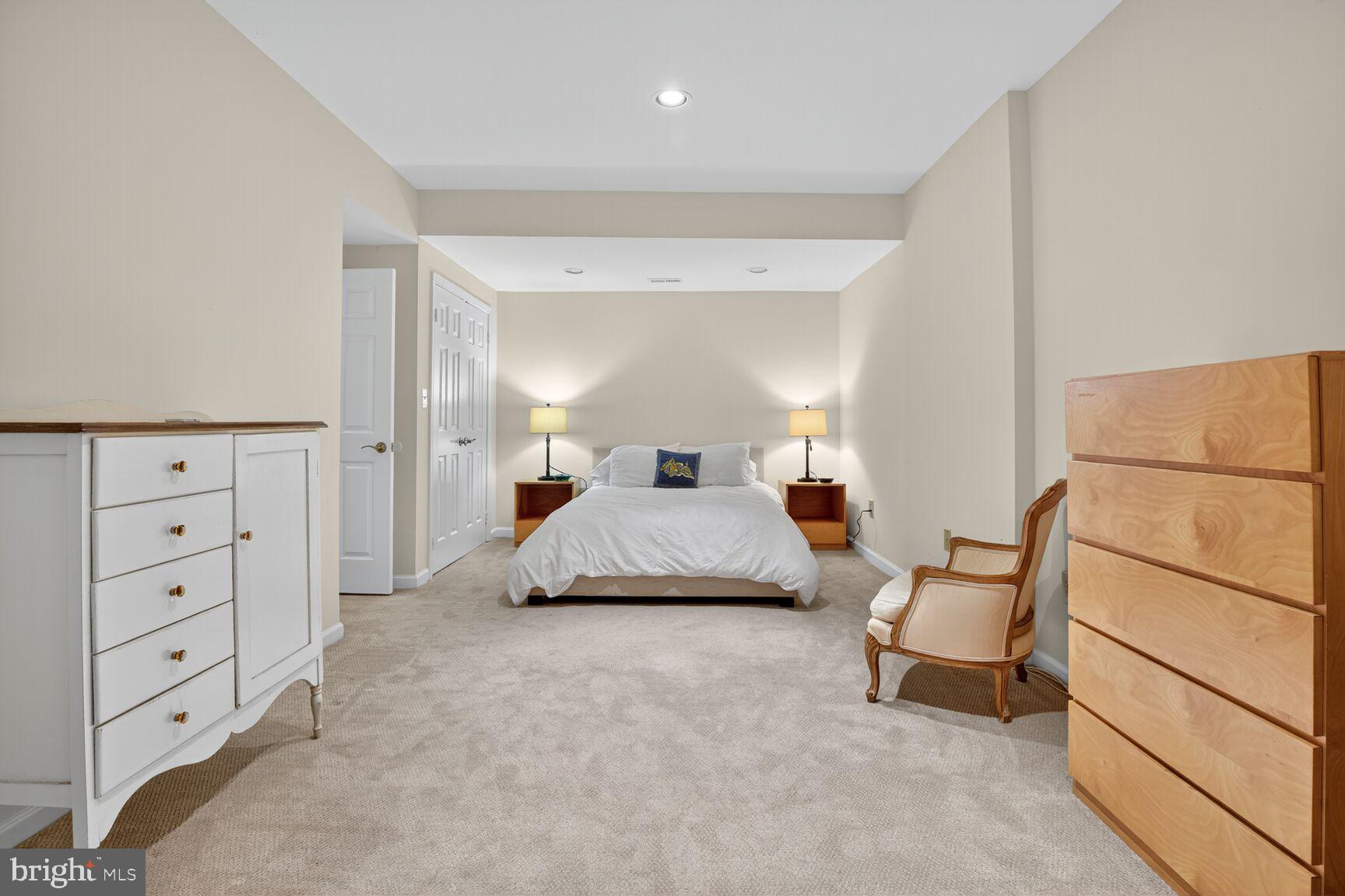 AVENEL - Residential