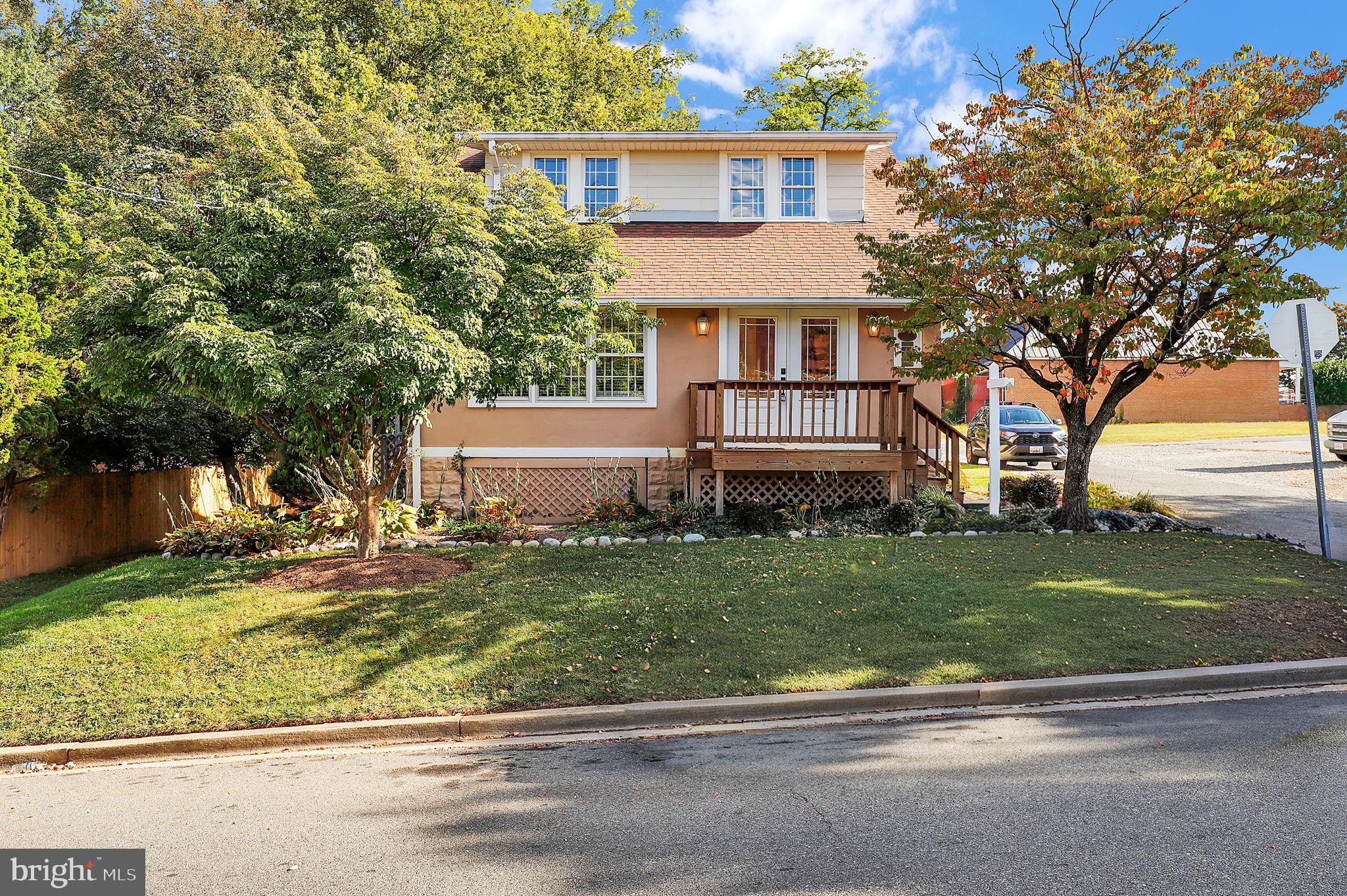 REALTY PARK - Residential