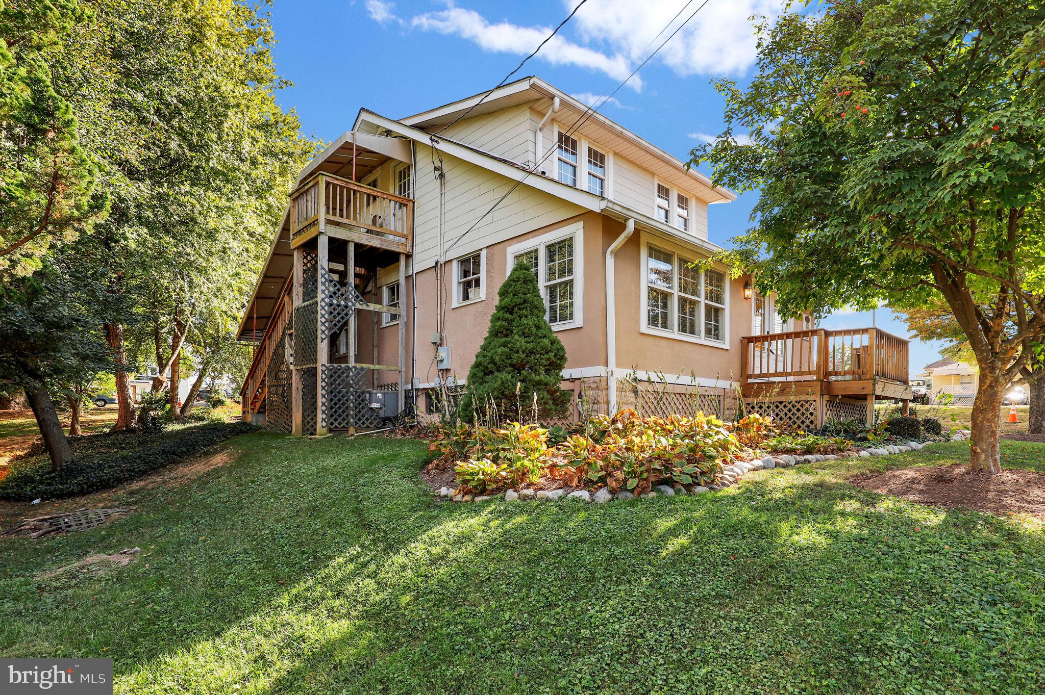 REALTY PARK - Residential