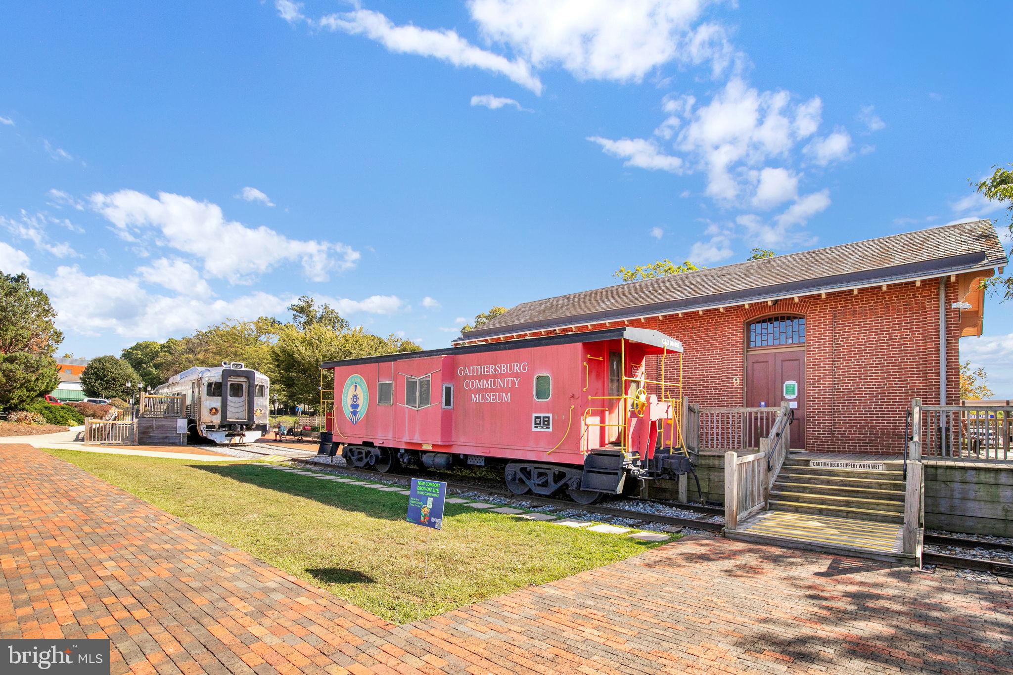 REALTY PARK - Residential