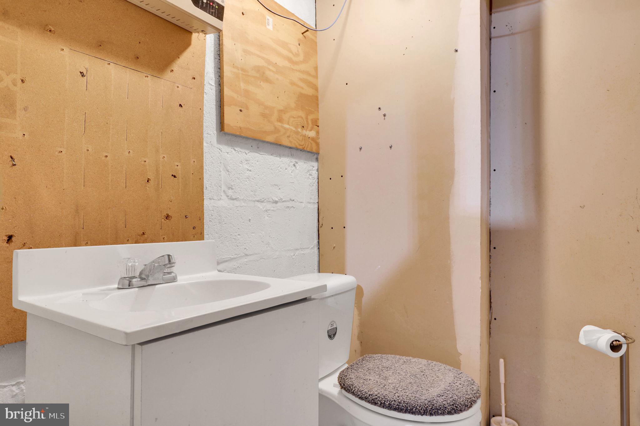 REALTY PARK - Residential