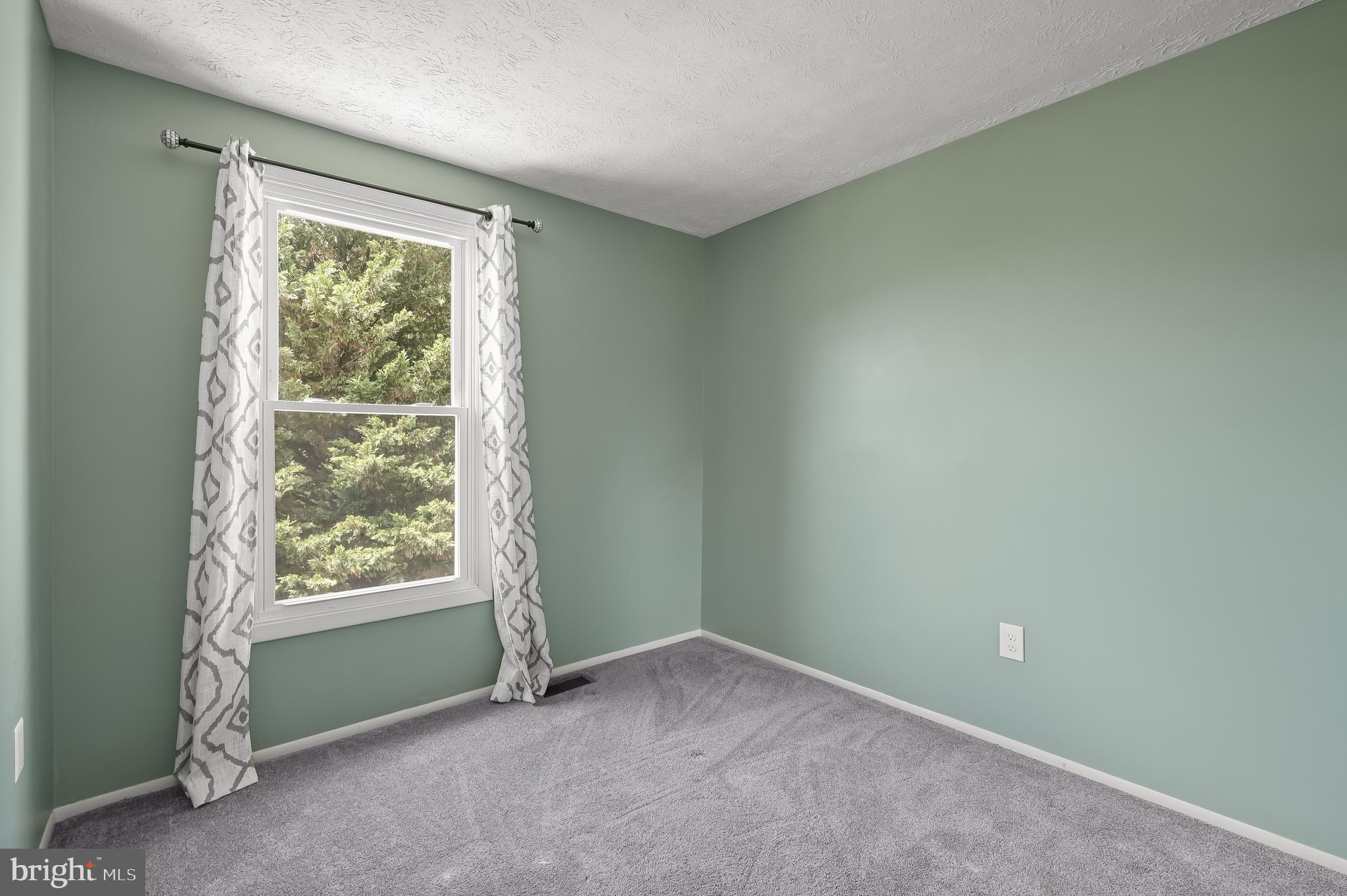 FAIRBROOK - Residential