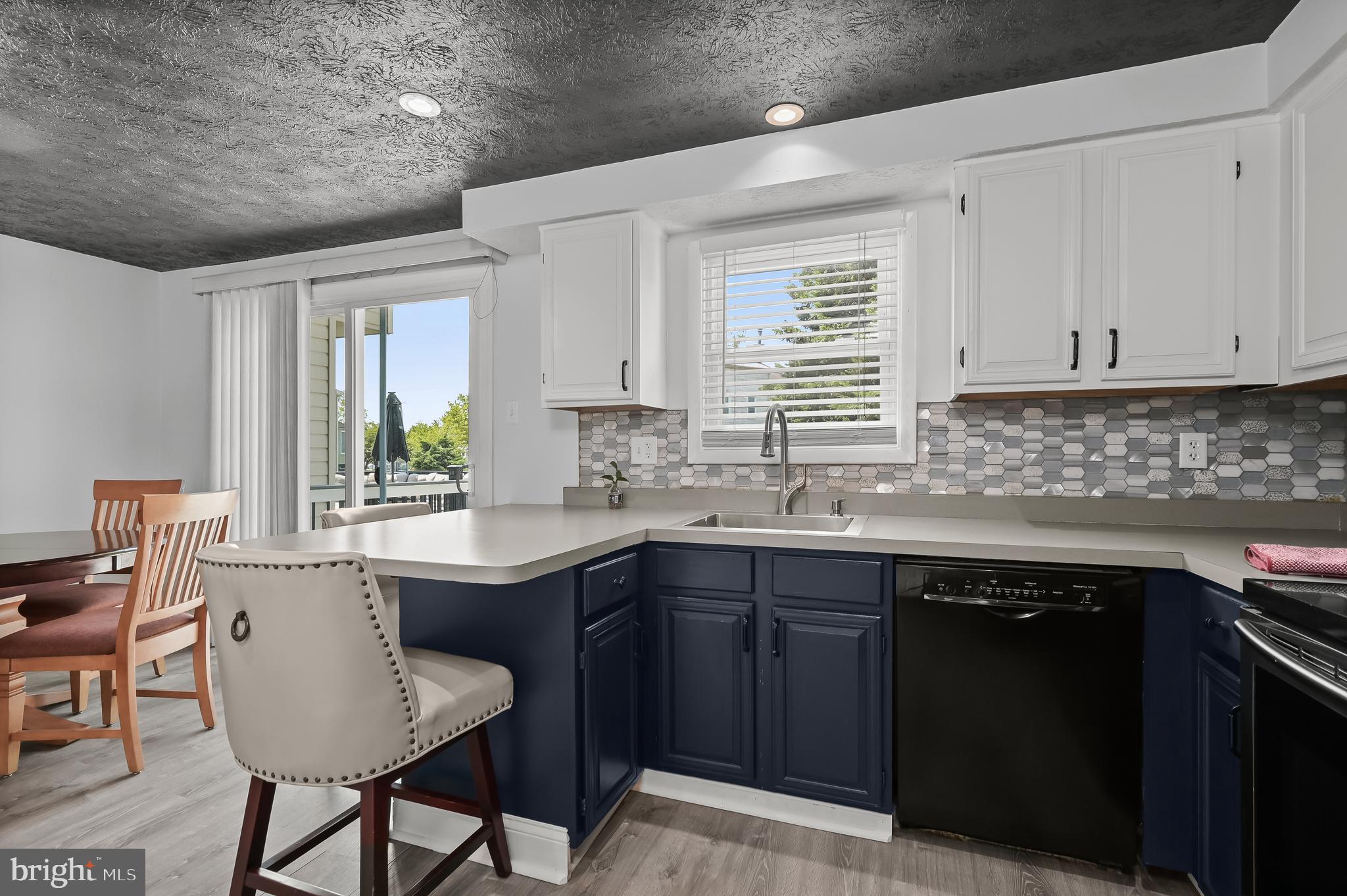 FAIRBROOK - Residential