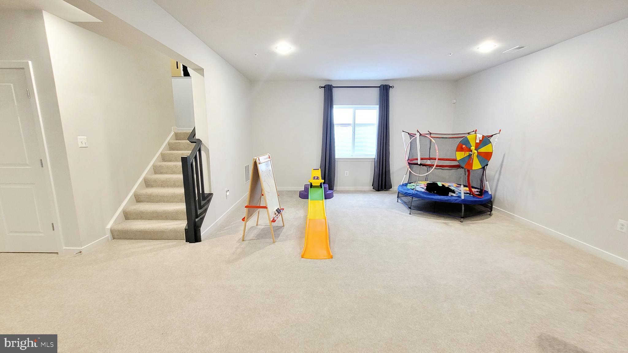 CLARKSBURG - Residential Lease