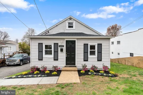 2205 Dutton Mill Road, Aston, PA 19014 - MLS#: PADE2088278