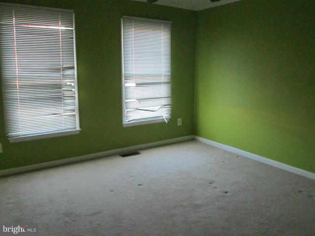 ASHBURN VILLAGE - Residential