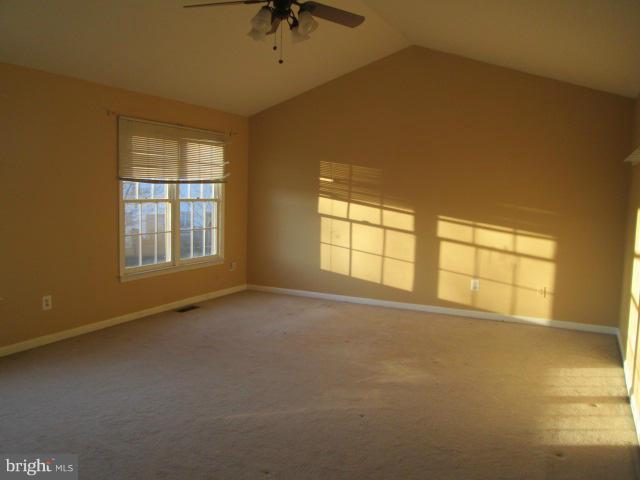 ASHBURN VILLAGE - Residential