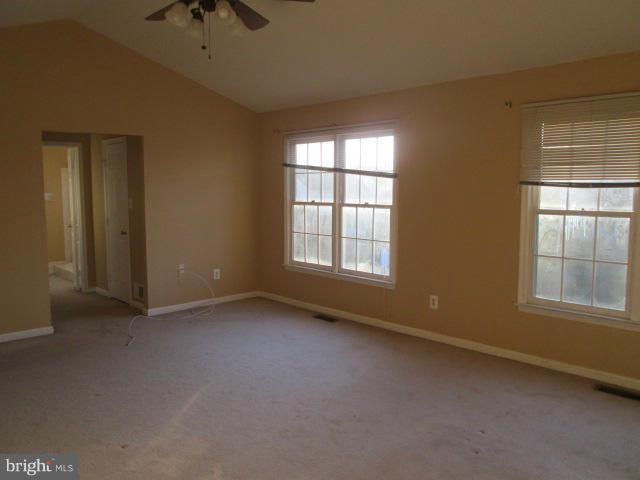 ASHBURN VILLAGE - Residential