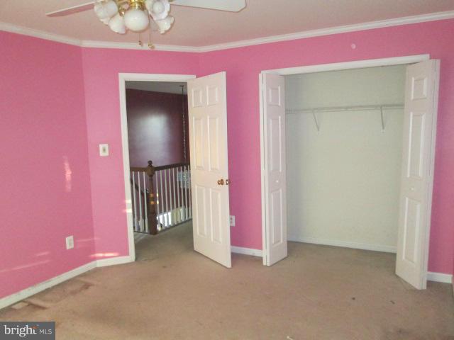 ASHBURN VILLAGE - Residential