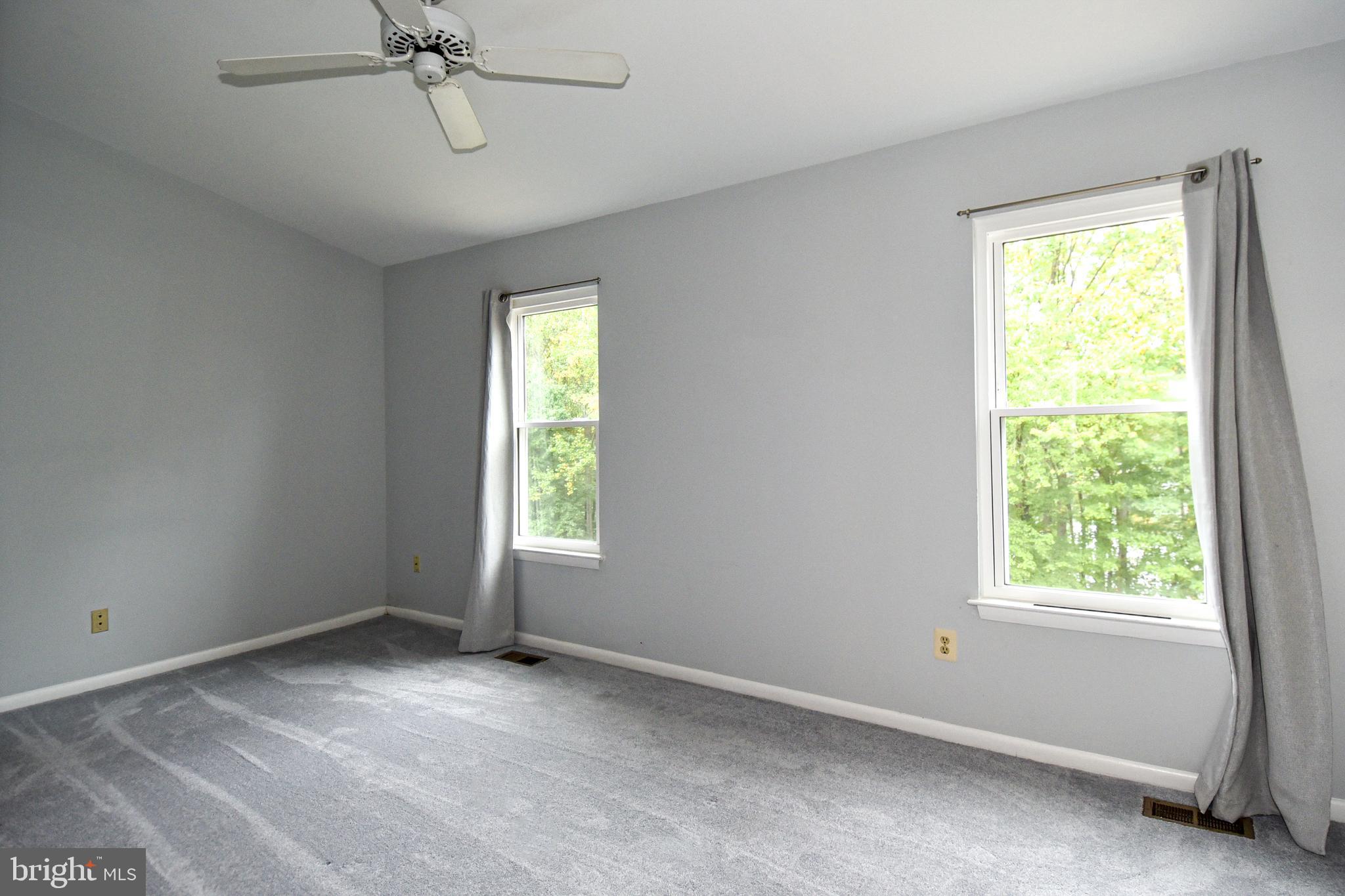 WILLOW COVE TOWNHOMES - Residential