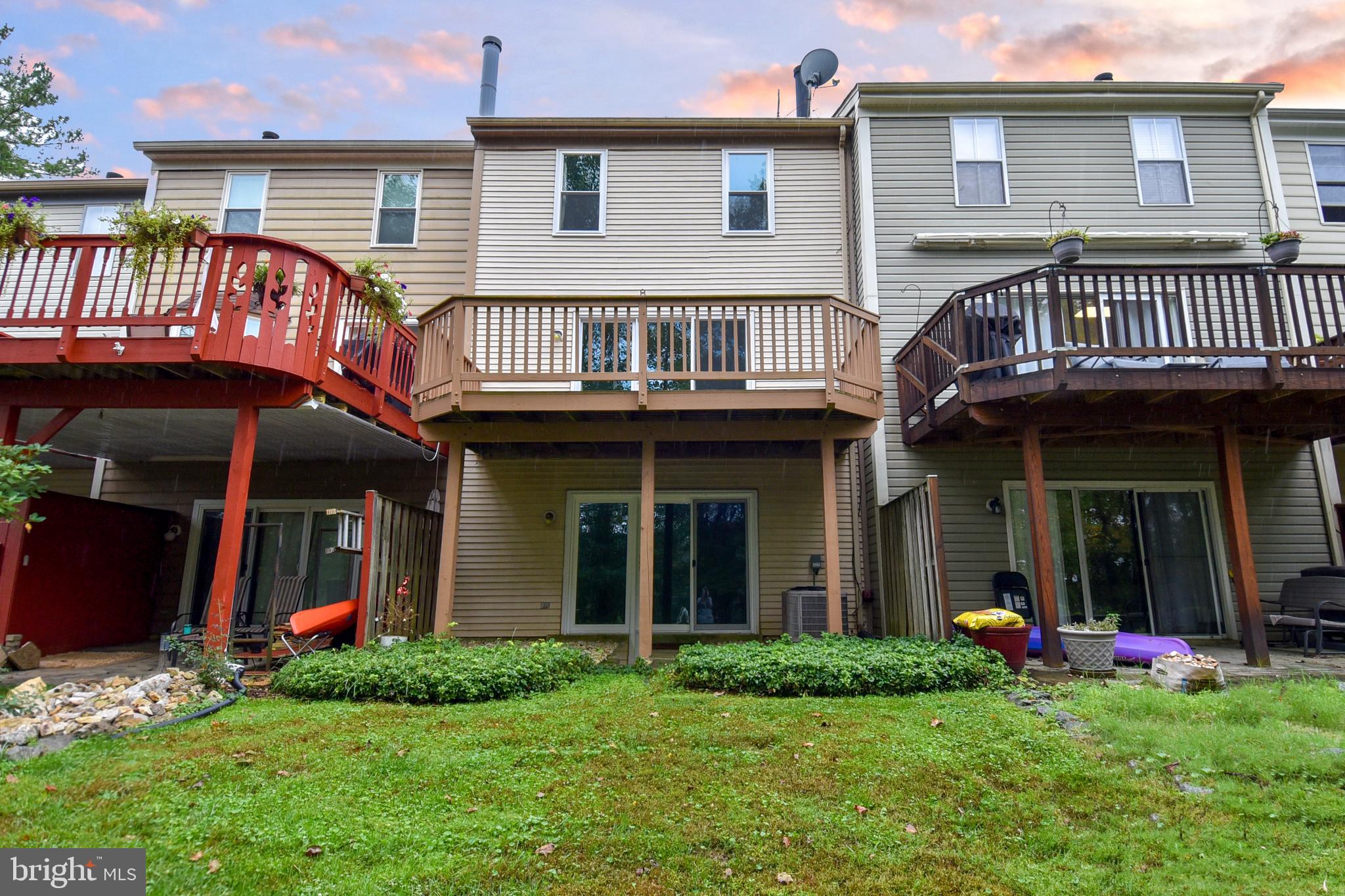 WILLOW COVE TOWNHOMES - Residential