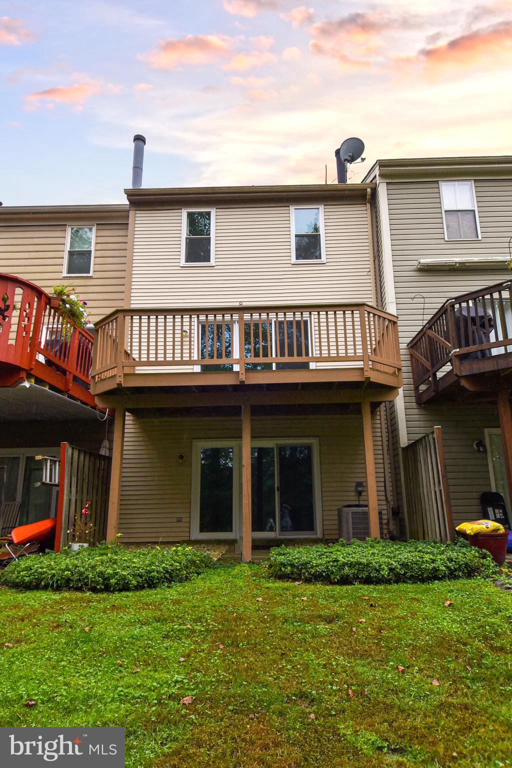 WILLOW COVE TOWNHOMES - Residential