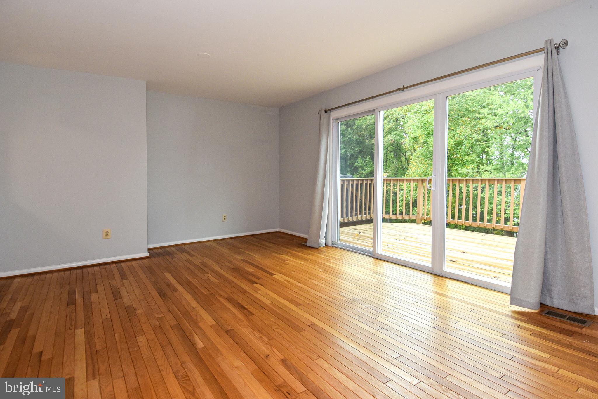 WILLOW COVE TOWNHOMES - Residential