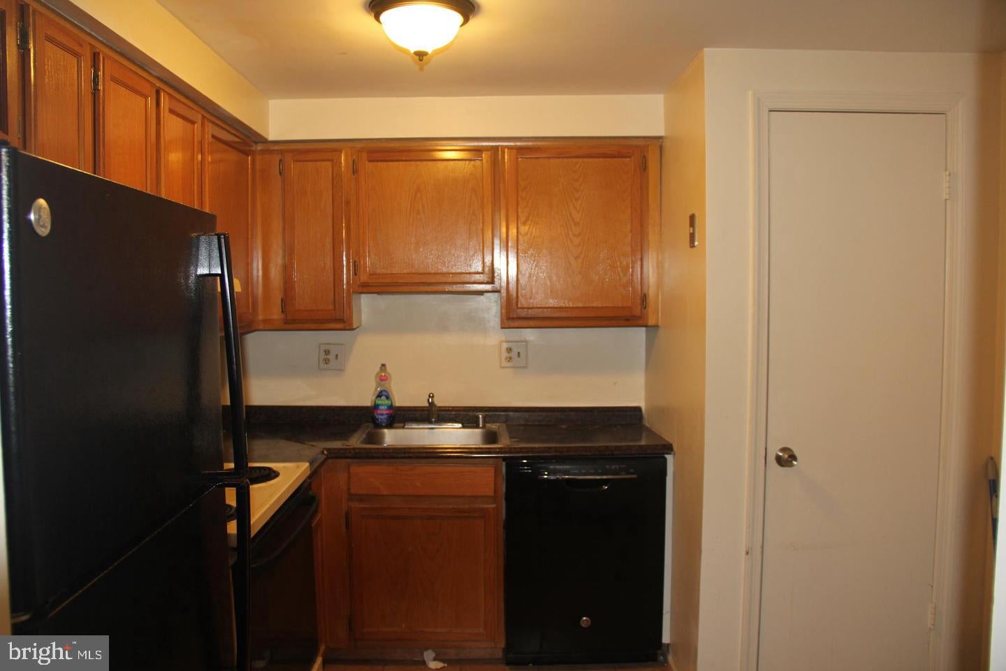 14724 VALIANT TERRACE 14-150