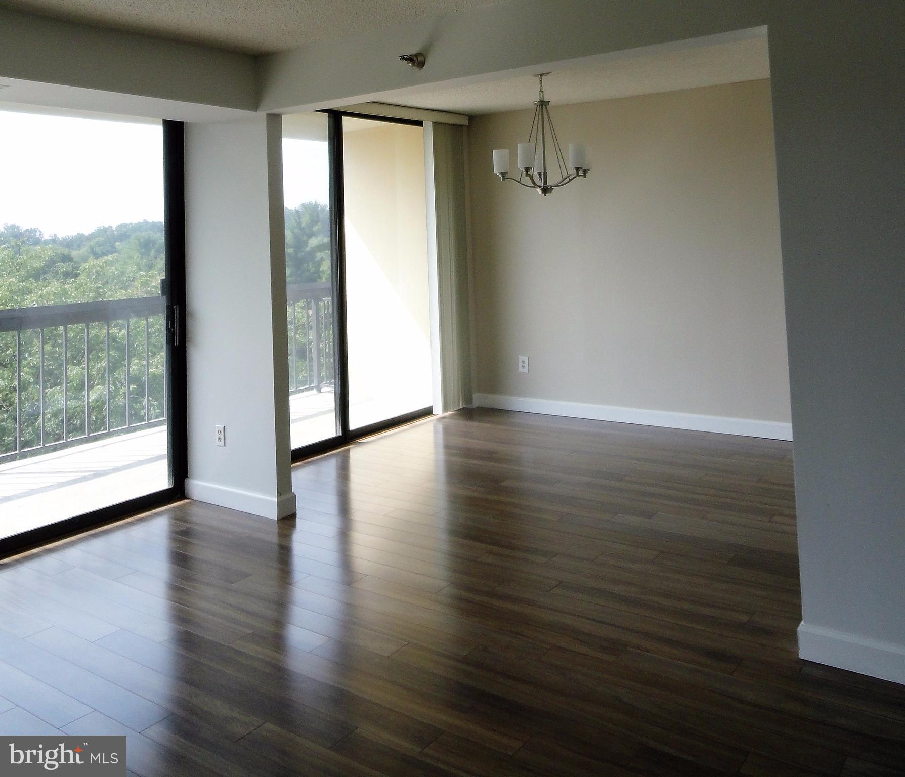 CHELSEA TOWERS - Residential