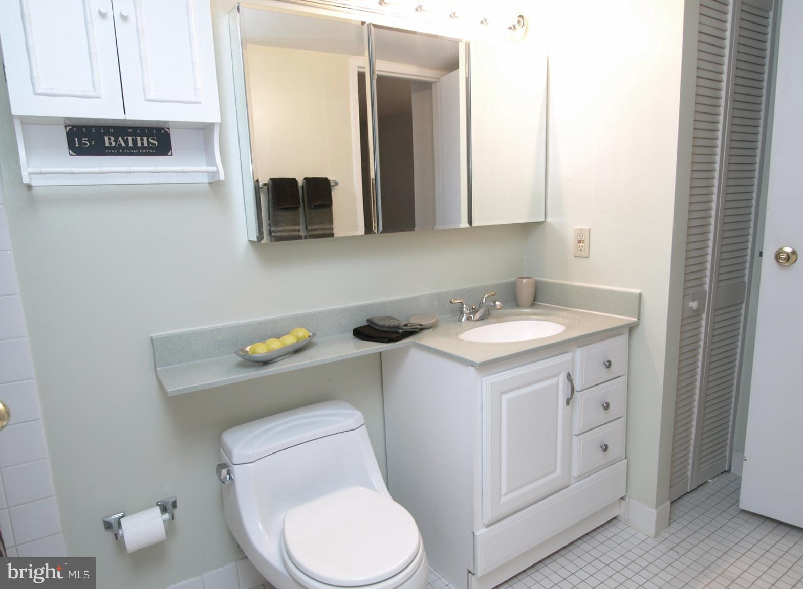 CHELSEA TOWERS - Residential